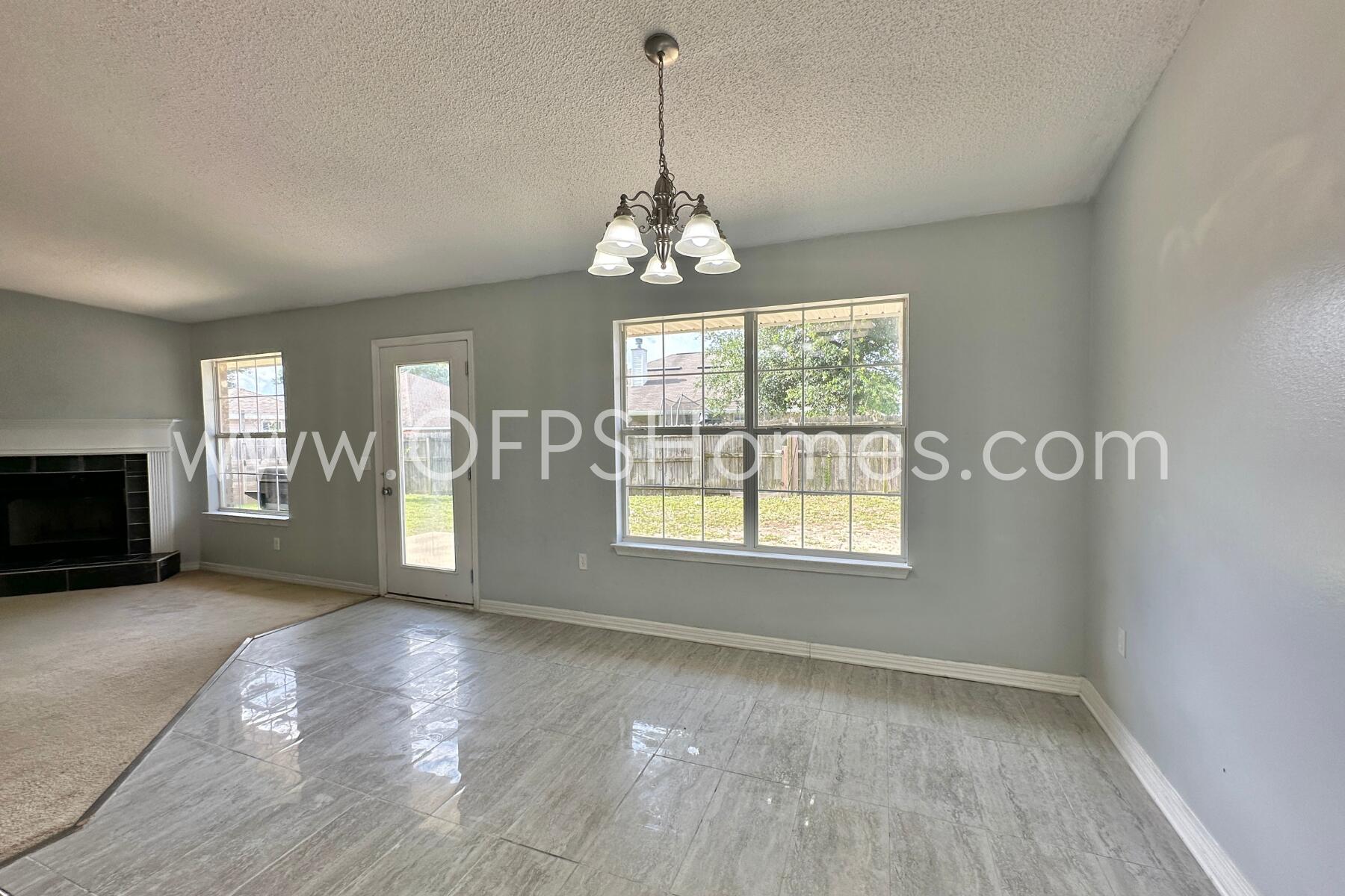 IRON GATE S/D PH I - Residential Lease