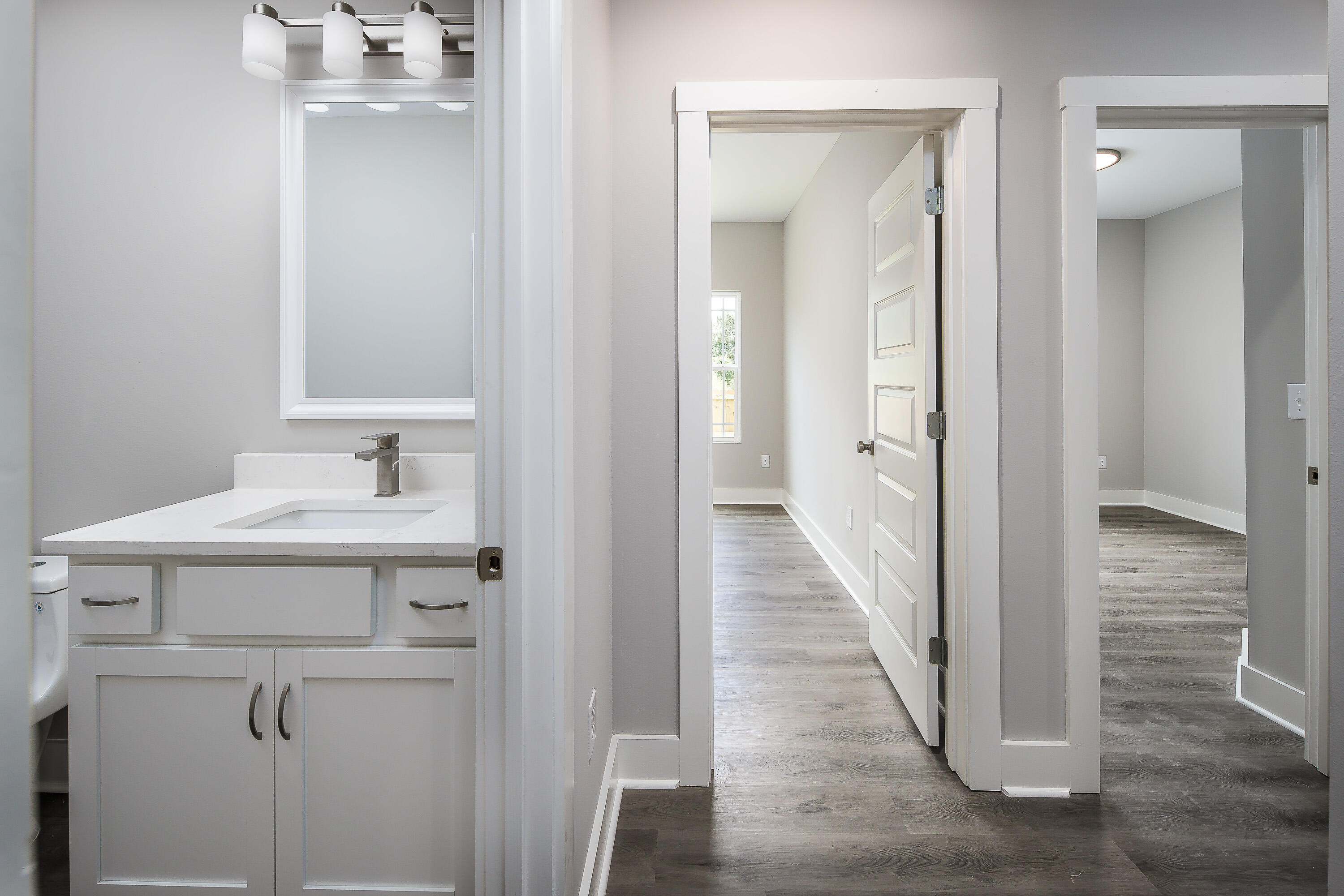 CRESCENT SHORES - Residential