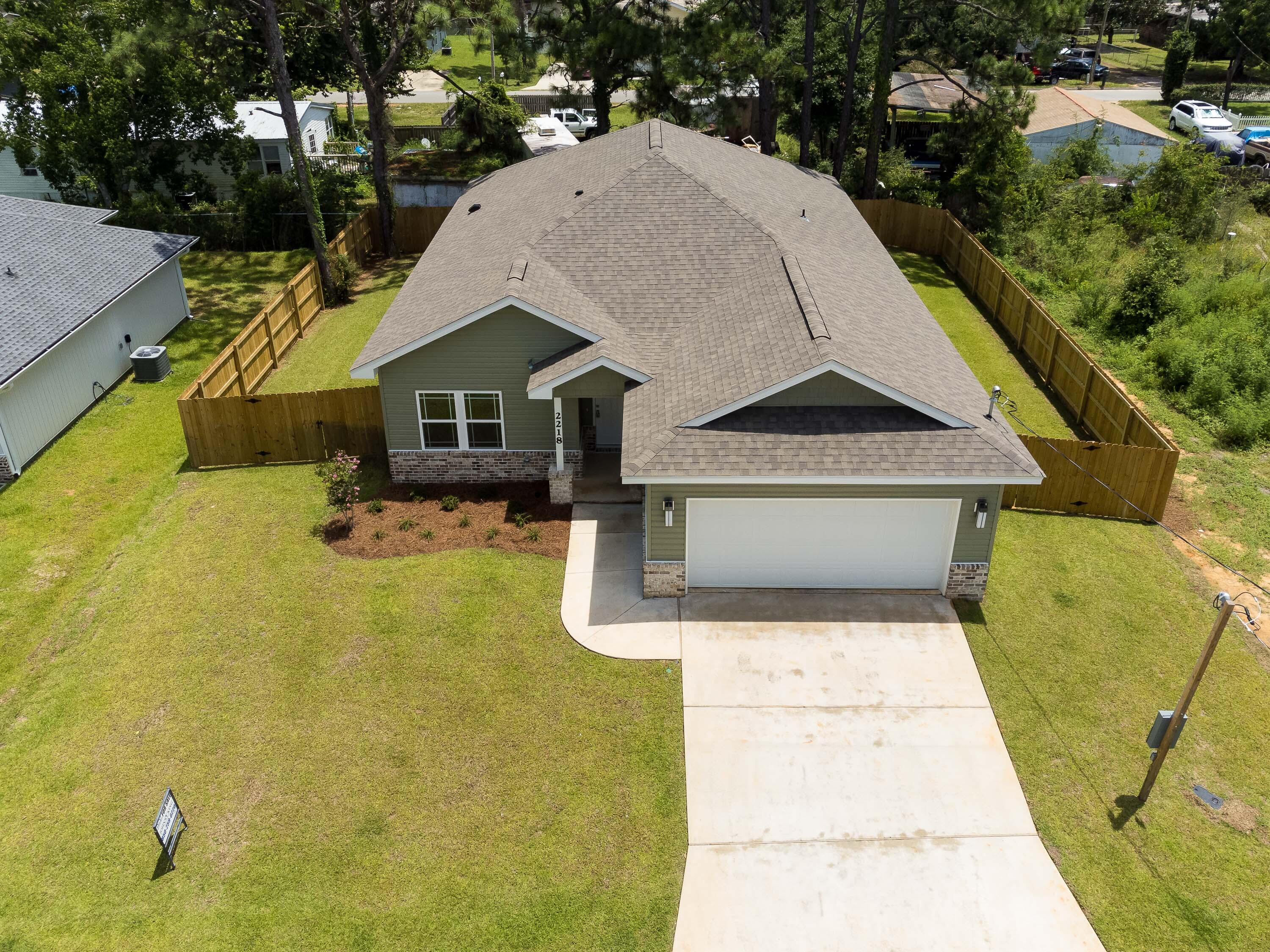 CRESCENT SHORES - Residential