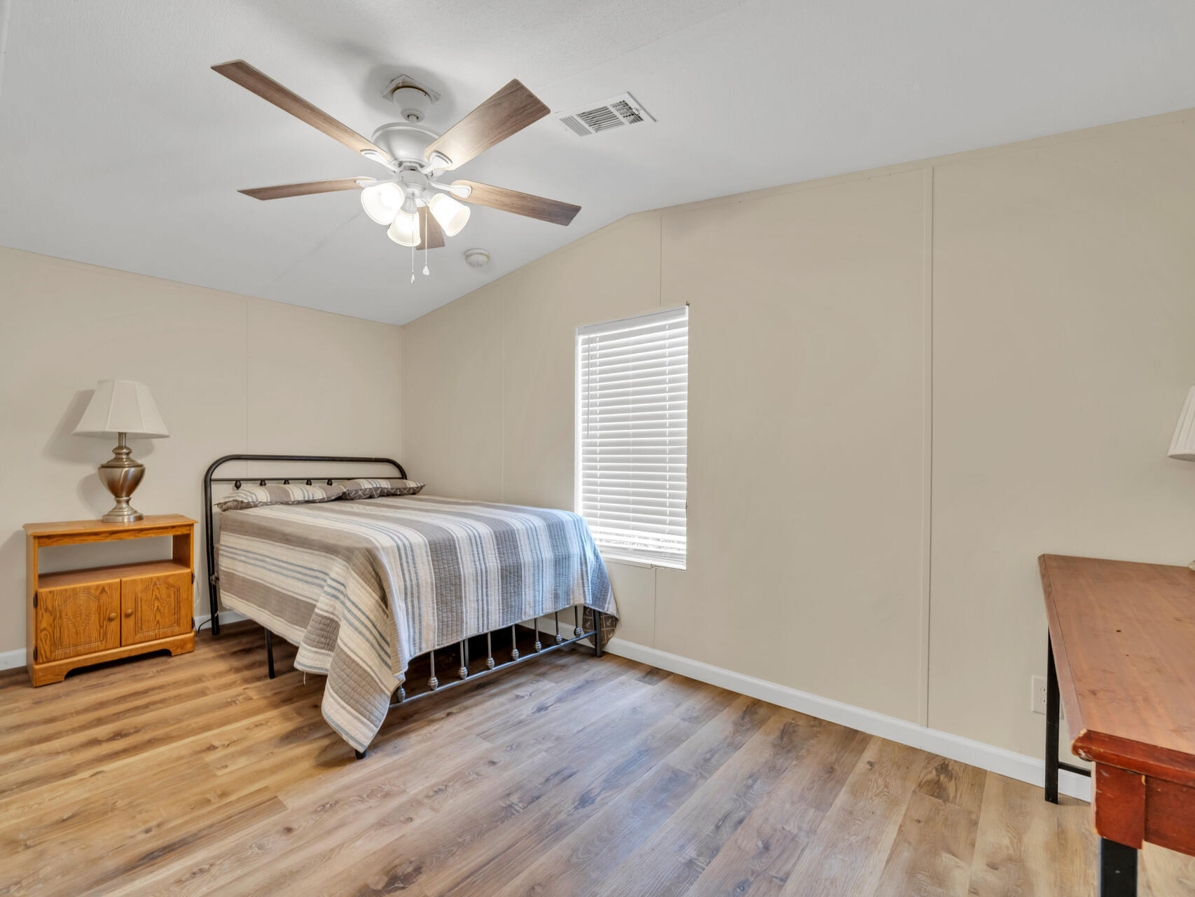 NAVARRE S/D 2ND ADDN - Residential