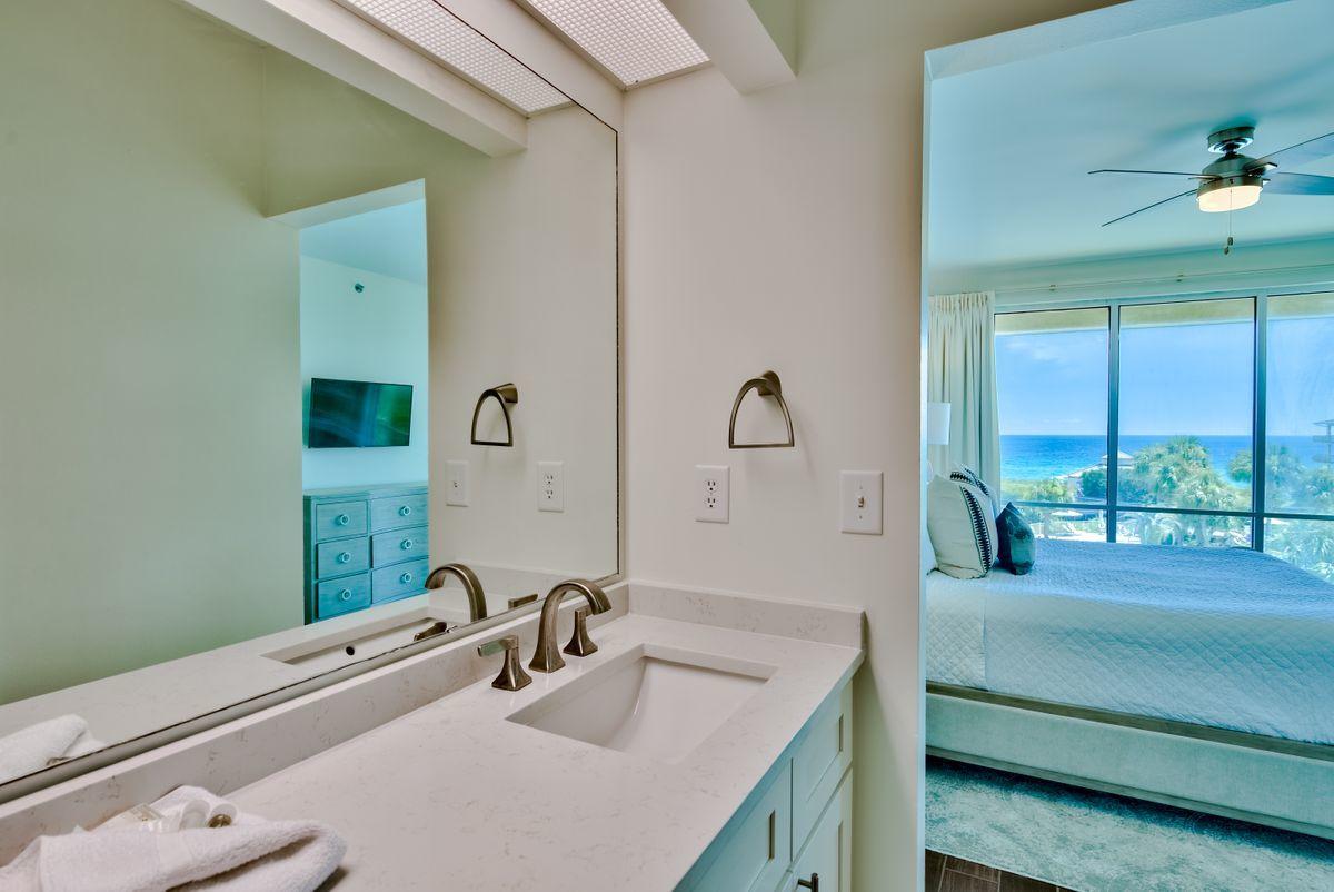 HIGH POINTE RESORT CONDO - Residential