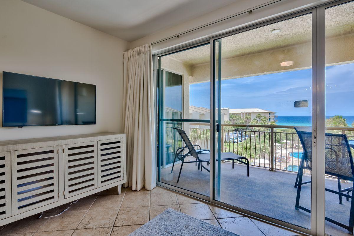 HIGH POINTE RESORT CONDO - Residential