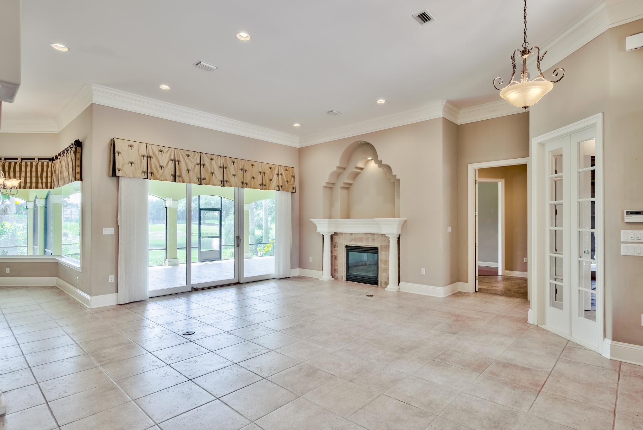Kelly Plantation - Residential