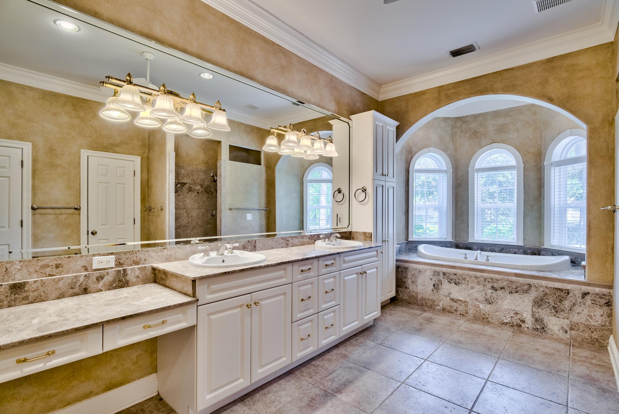 Kelly Plantation - Residential