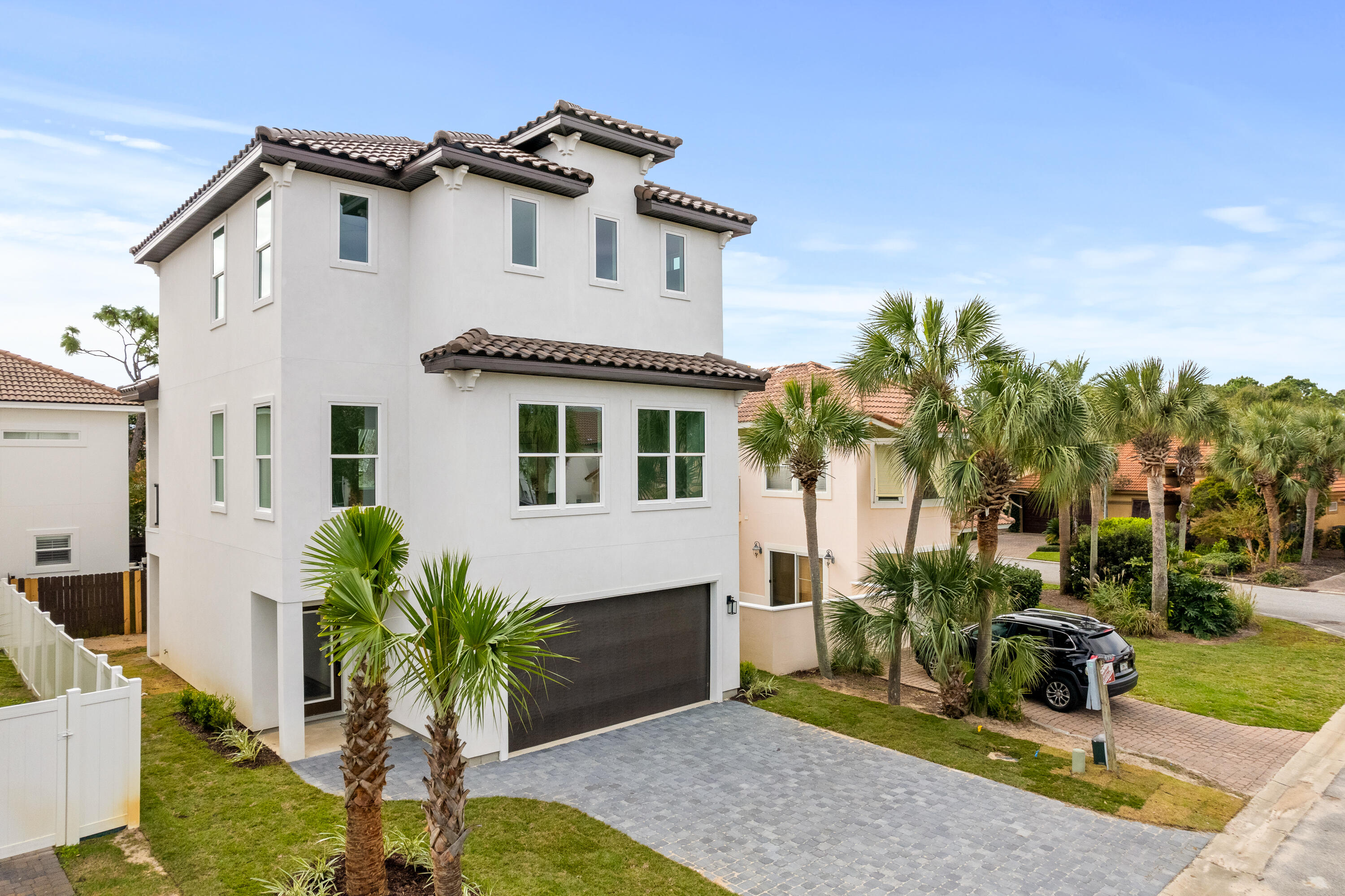 CALUSA BAY S/D - Residential