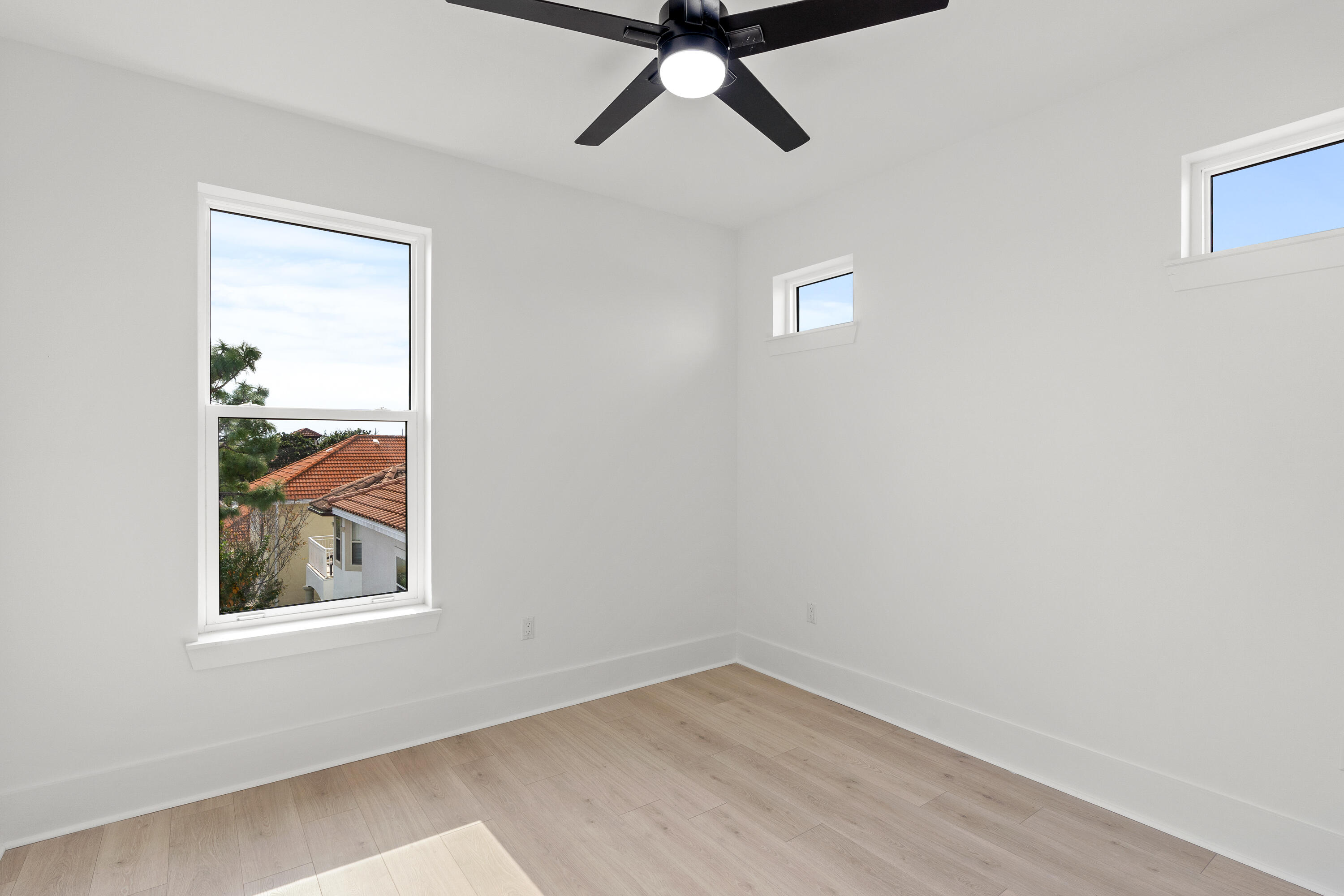 CALUSA BAY S/D - Residential