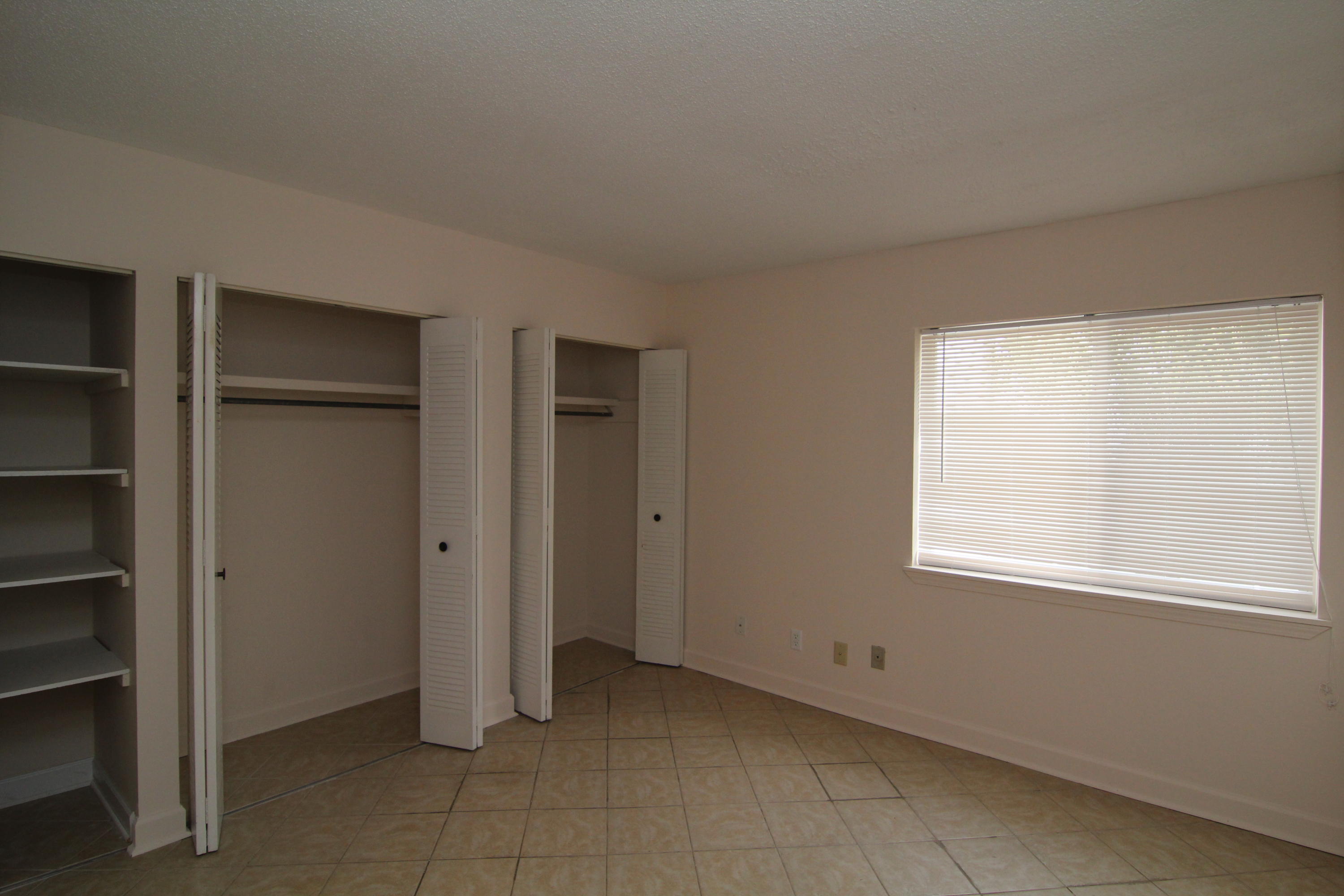 FINISTERRA CONDO - Residential