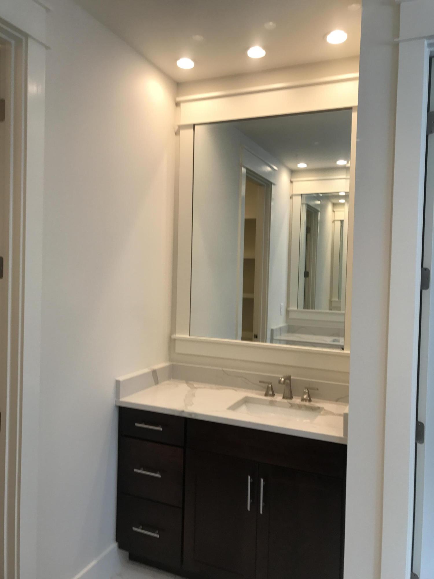 CARSON OAKS - Residential