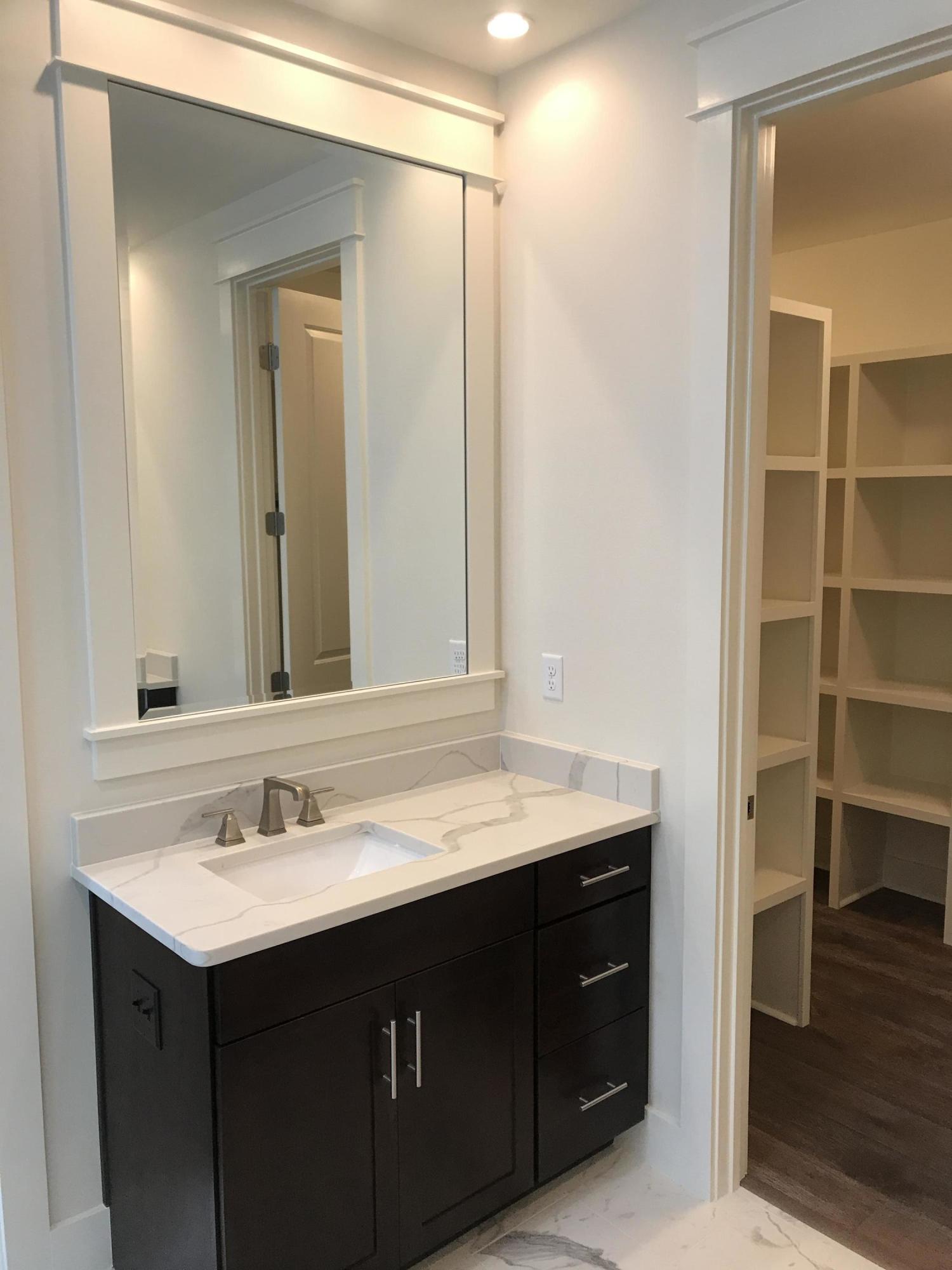 CARSON OAKS - Residential