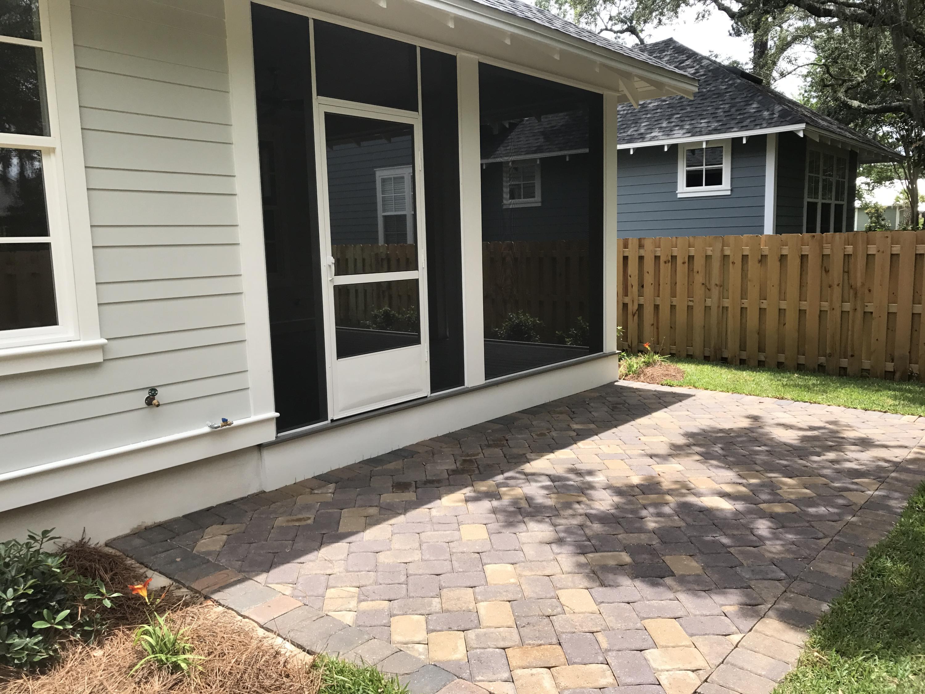 CARSON OAKS - Residential