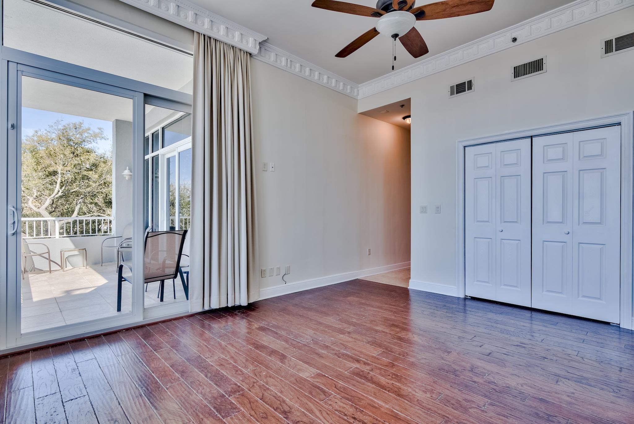 DESTIN YACHT CLUB - Residential