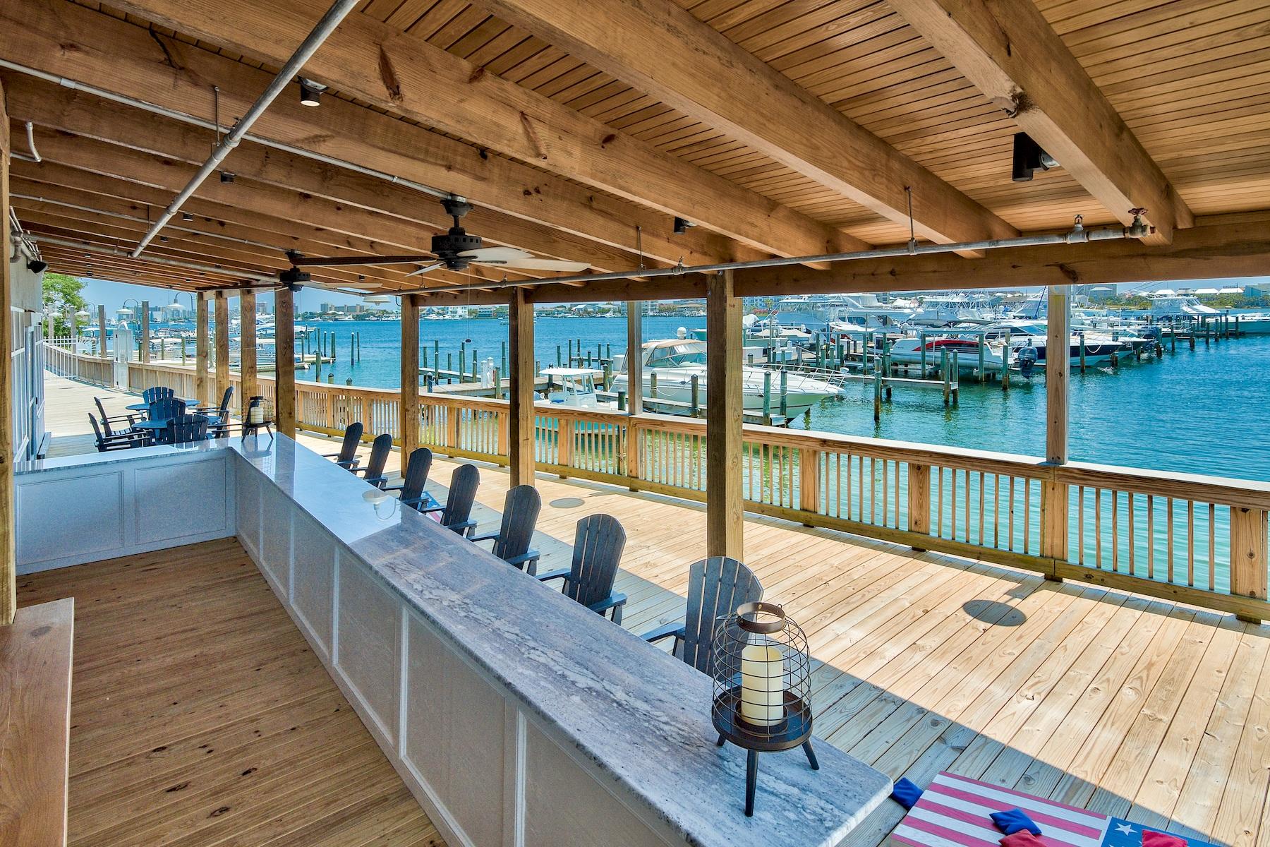 DESTIN YACHT CLUB - Residential