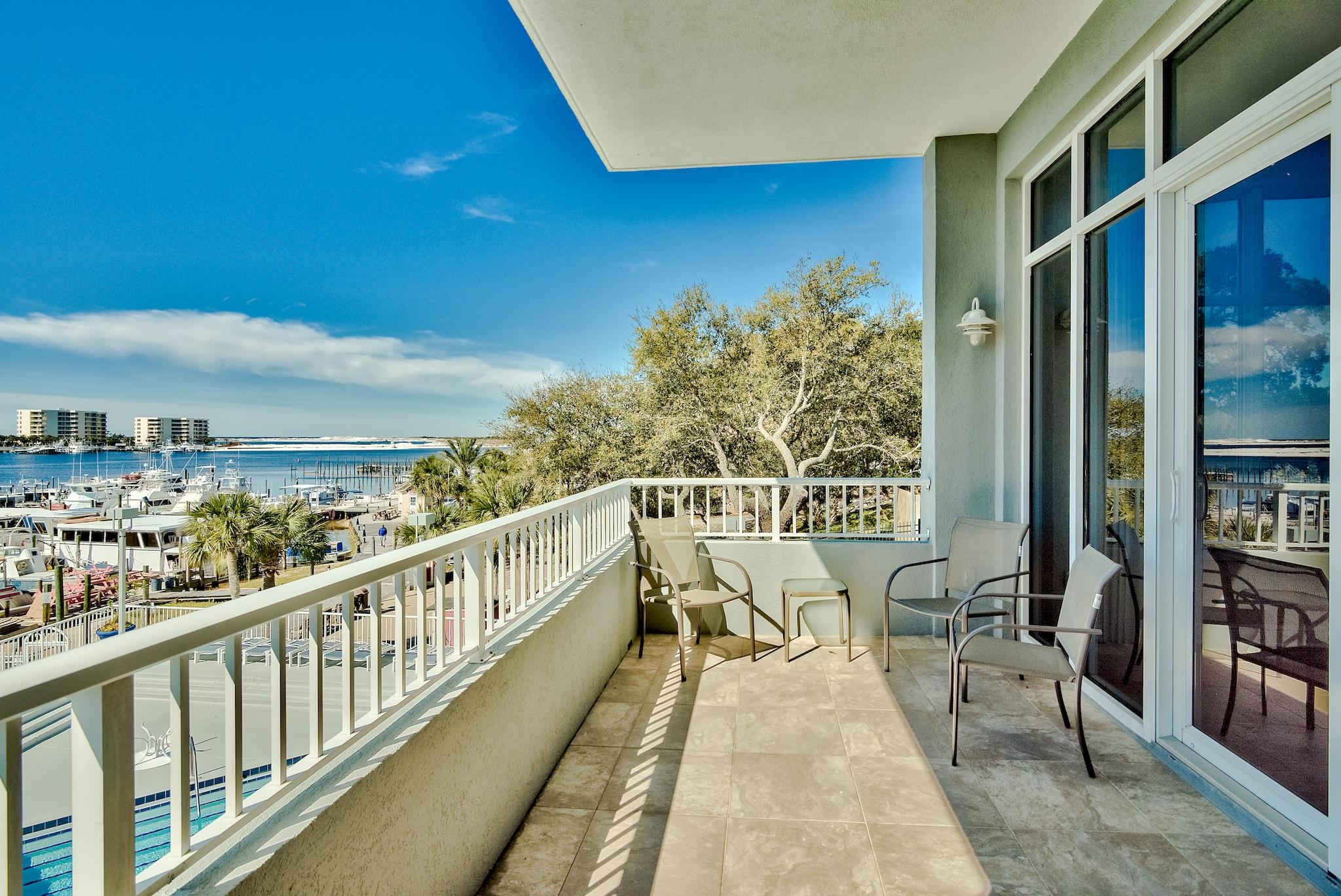 DESTIN YACHT CLUB - Residential