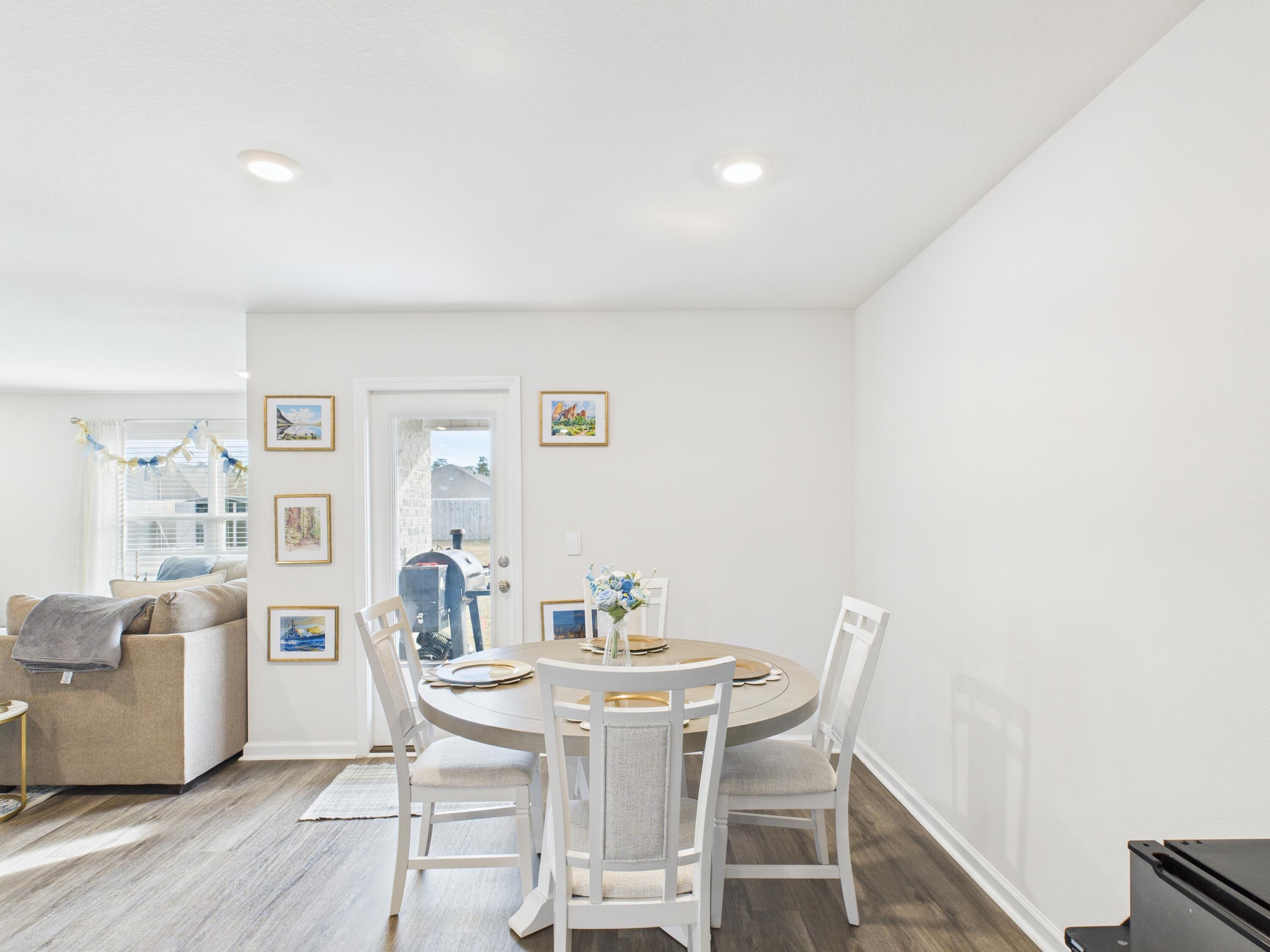 PLANTATION WOODS - Residential Lease