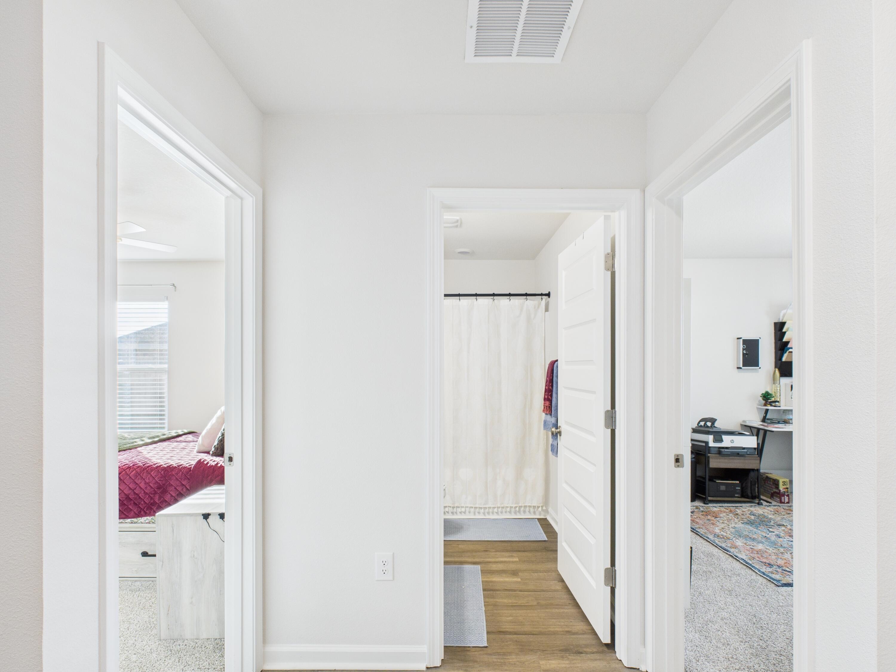 PLANTATION WOODS - Residential Lease