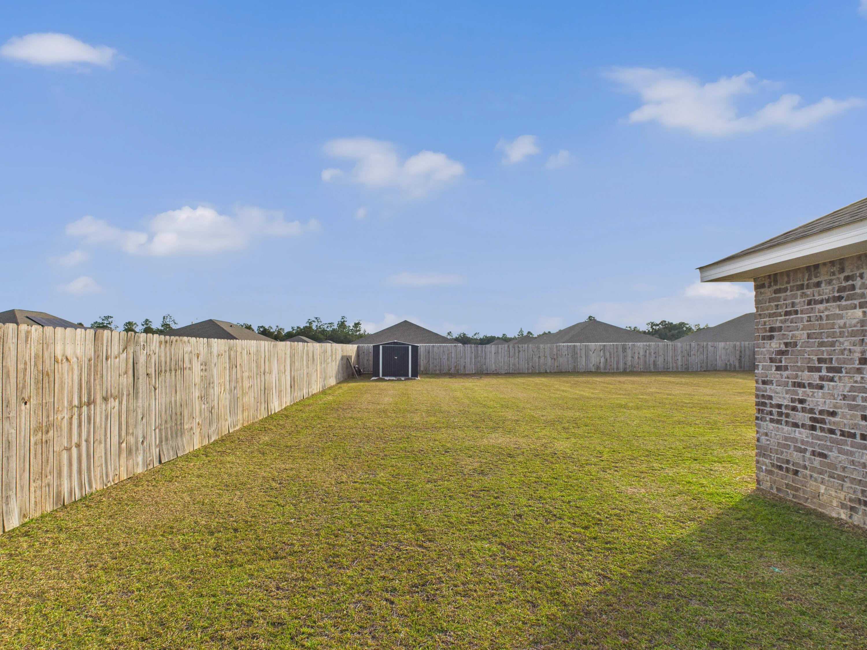 PLANTATION WOODS - Residential Lease