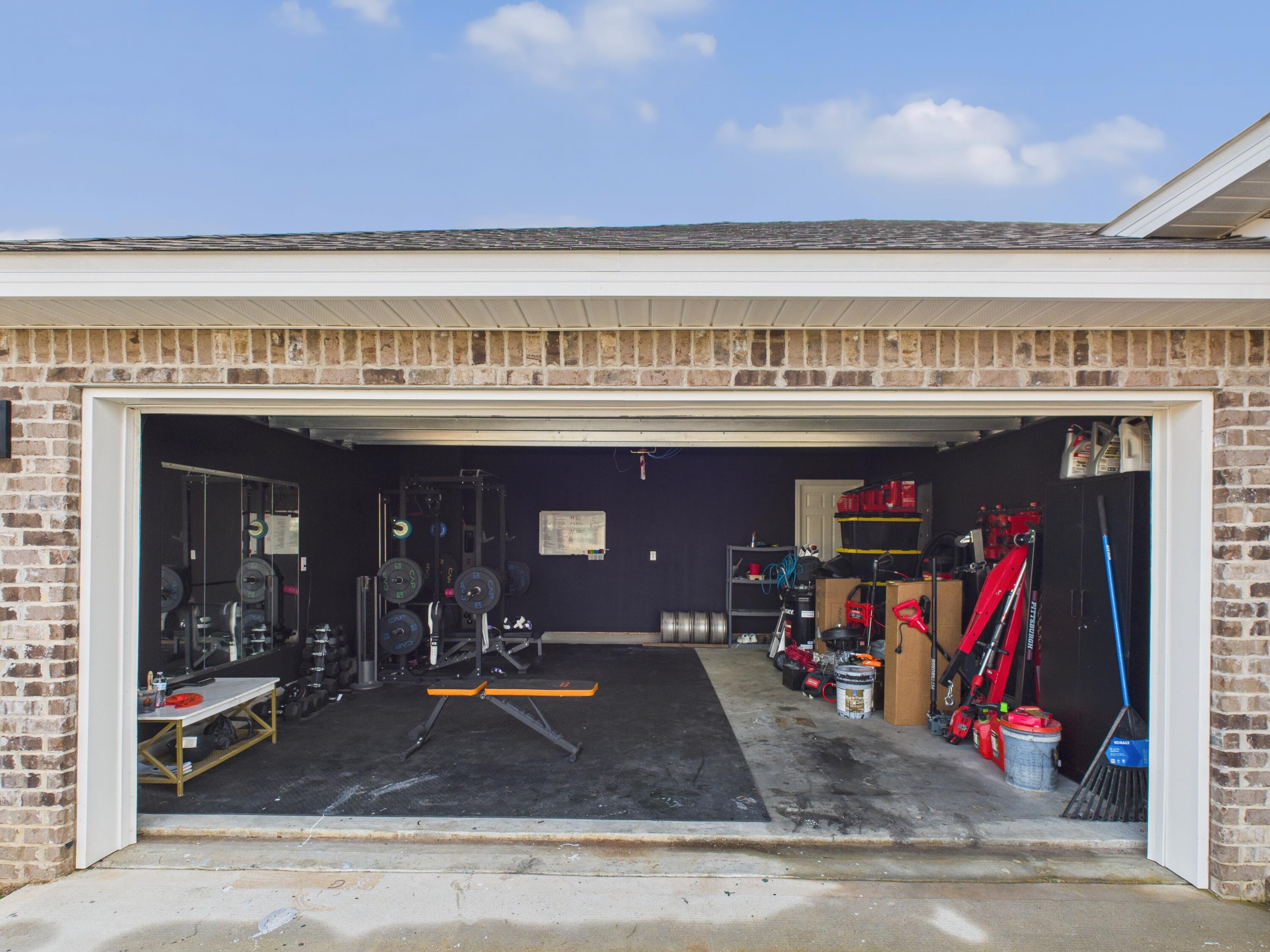 PLANTATION WOODS - Residential Lease