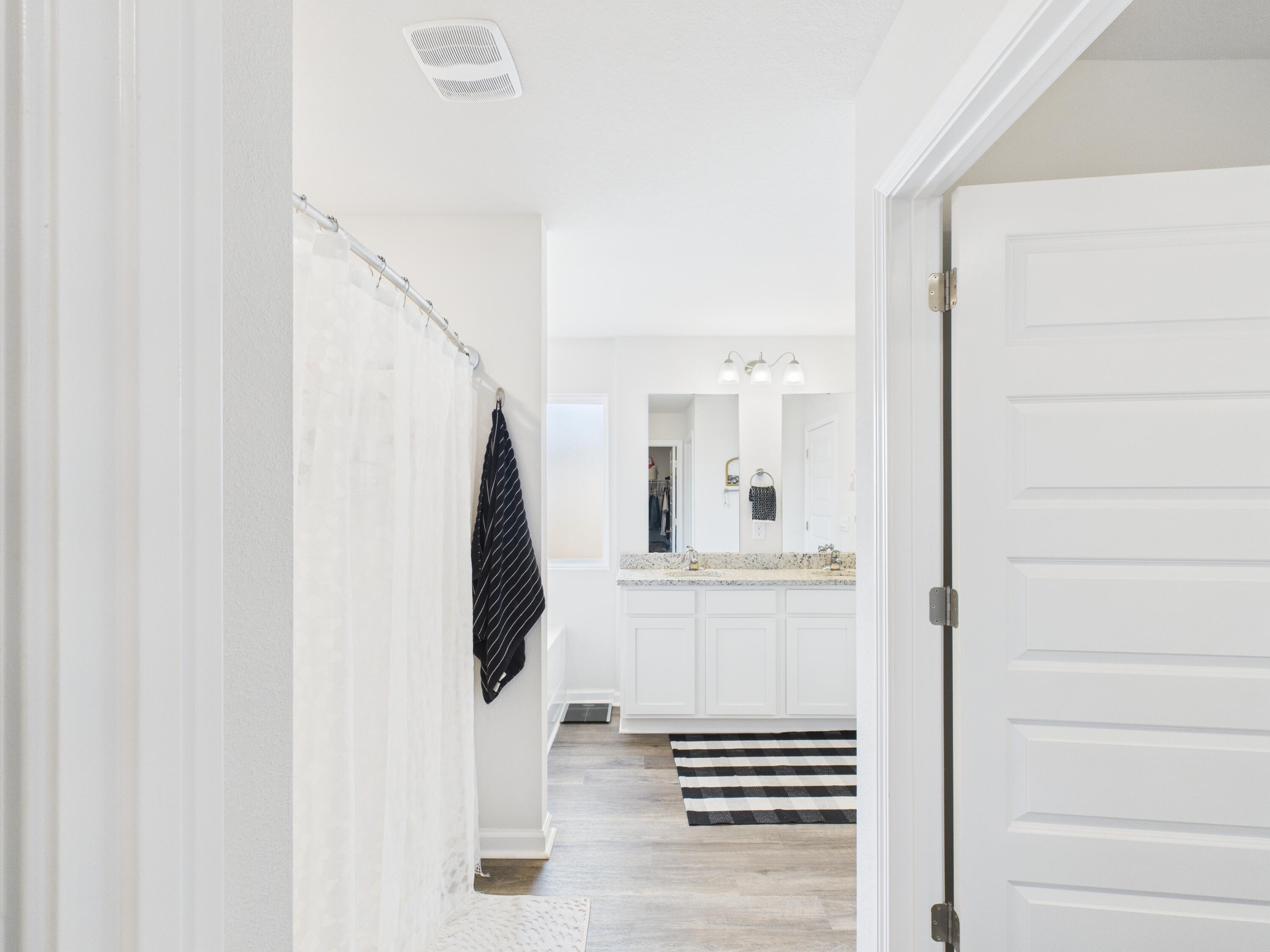 PLANTATION WOODS - Residential Lease