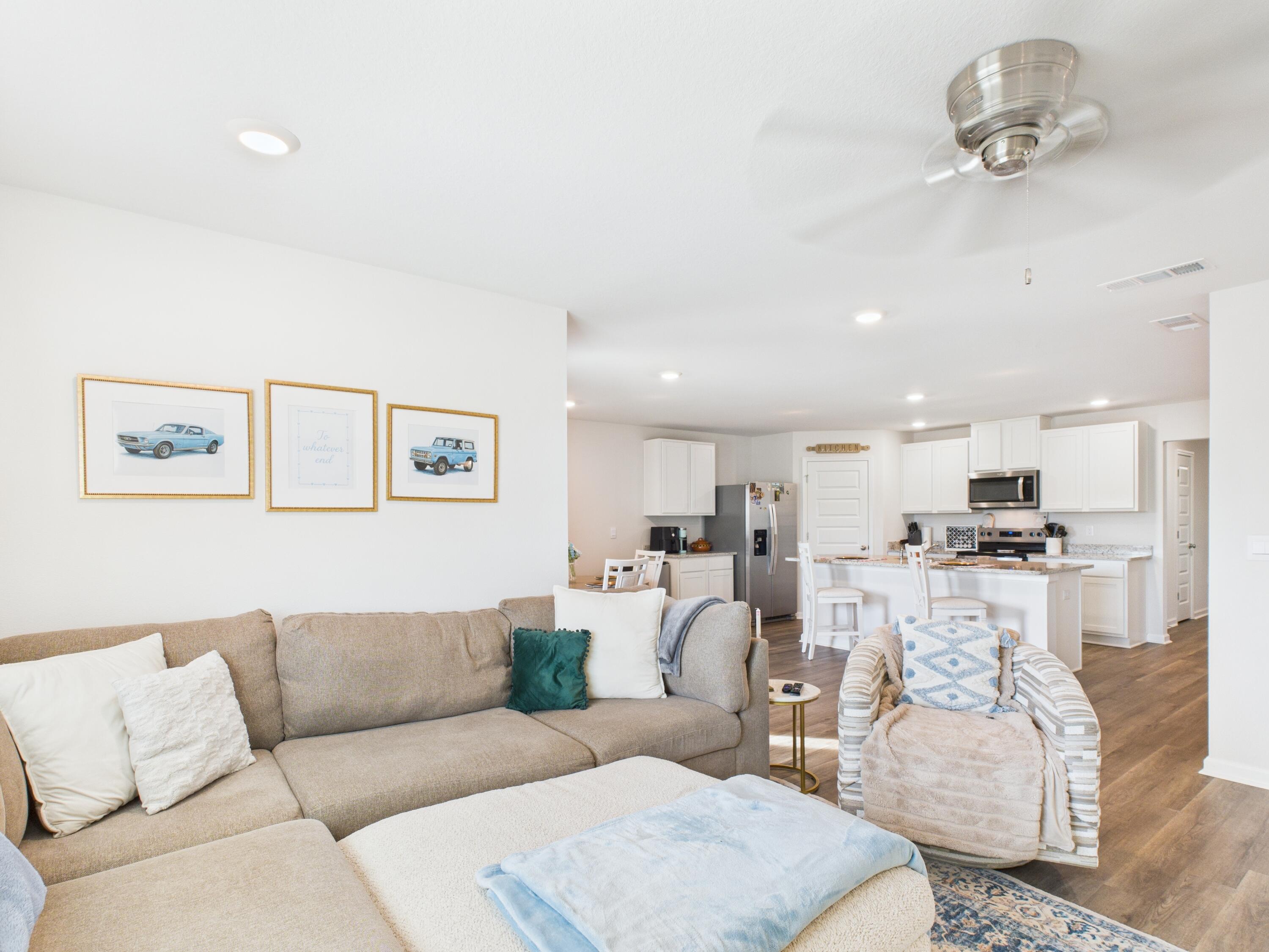 PLANTATION WOODS - Residential Lease