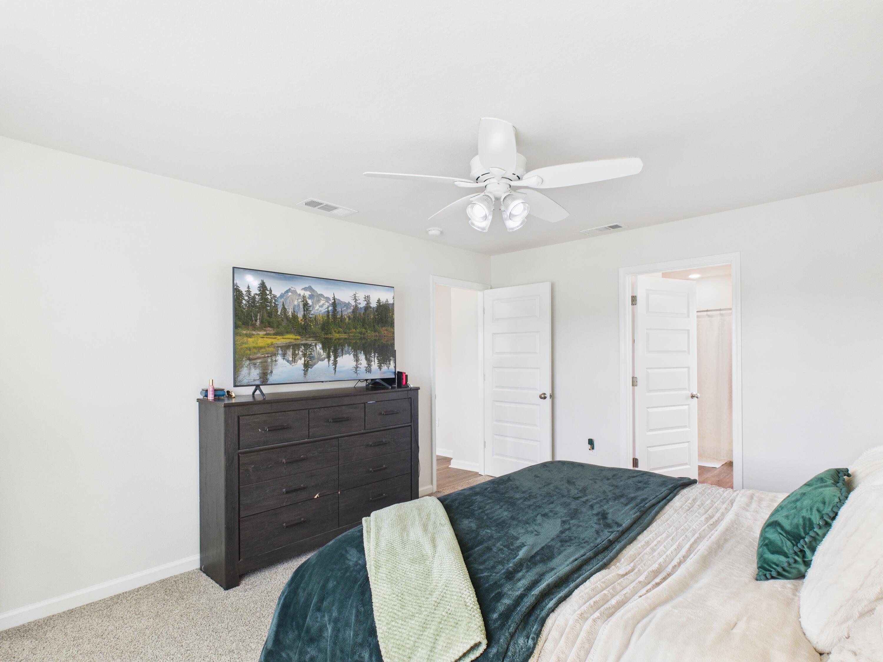 PLANTATION WOODS - Residential Lease