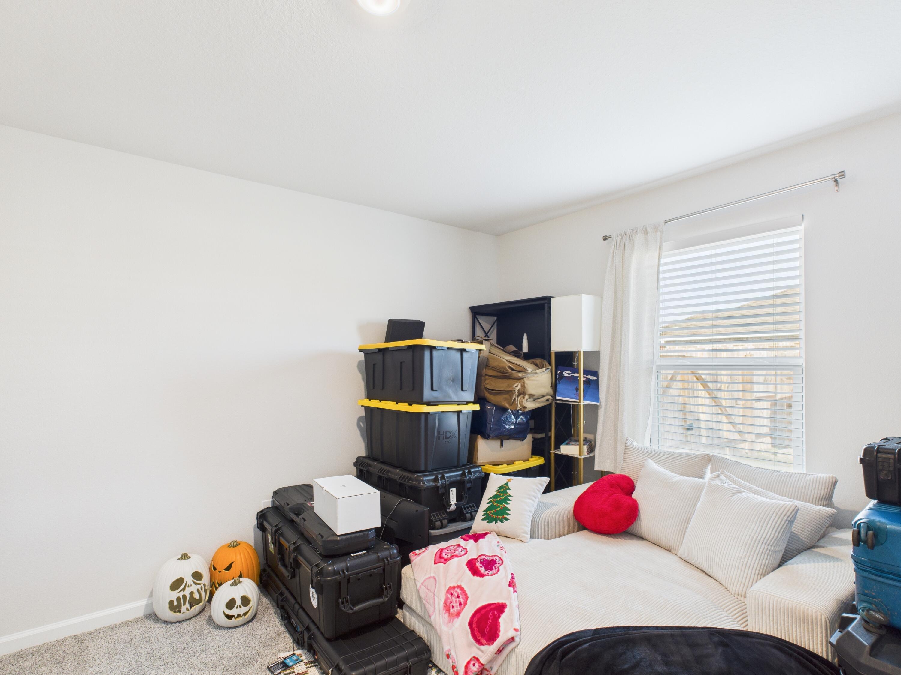 PLANTATION WOODS - Residential Lease