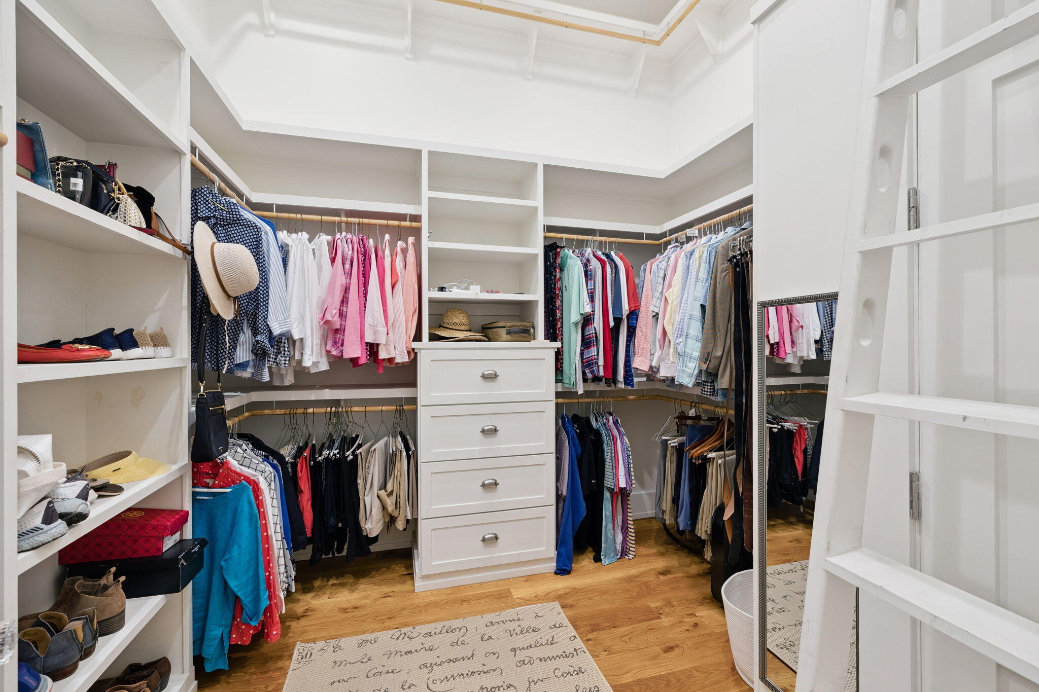 SEA DUNES - Residential