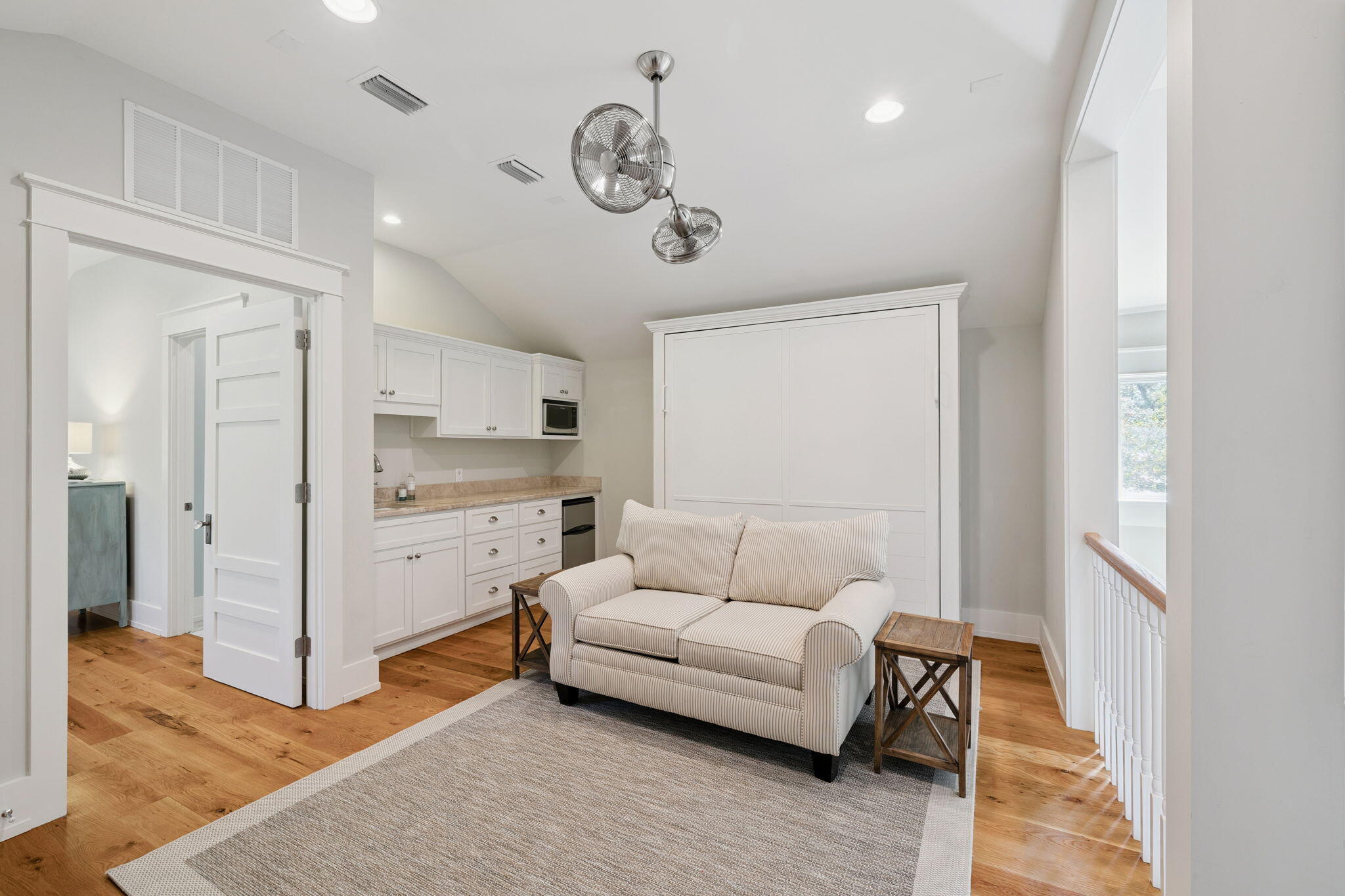 SEA DUNES - Residential