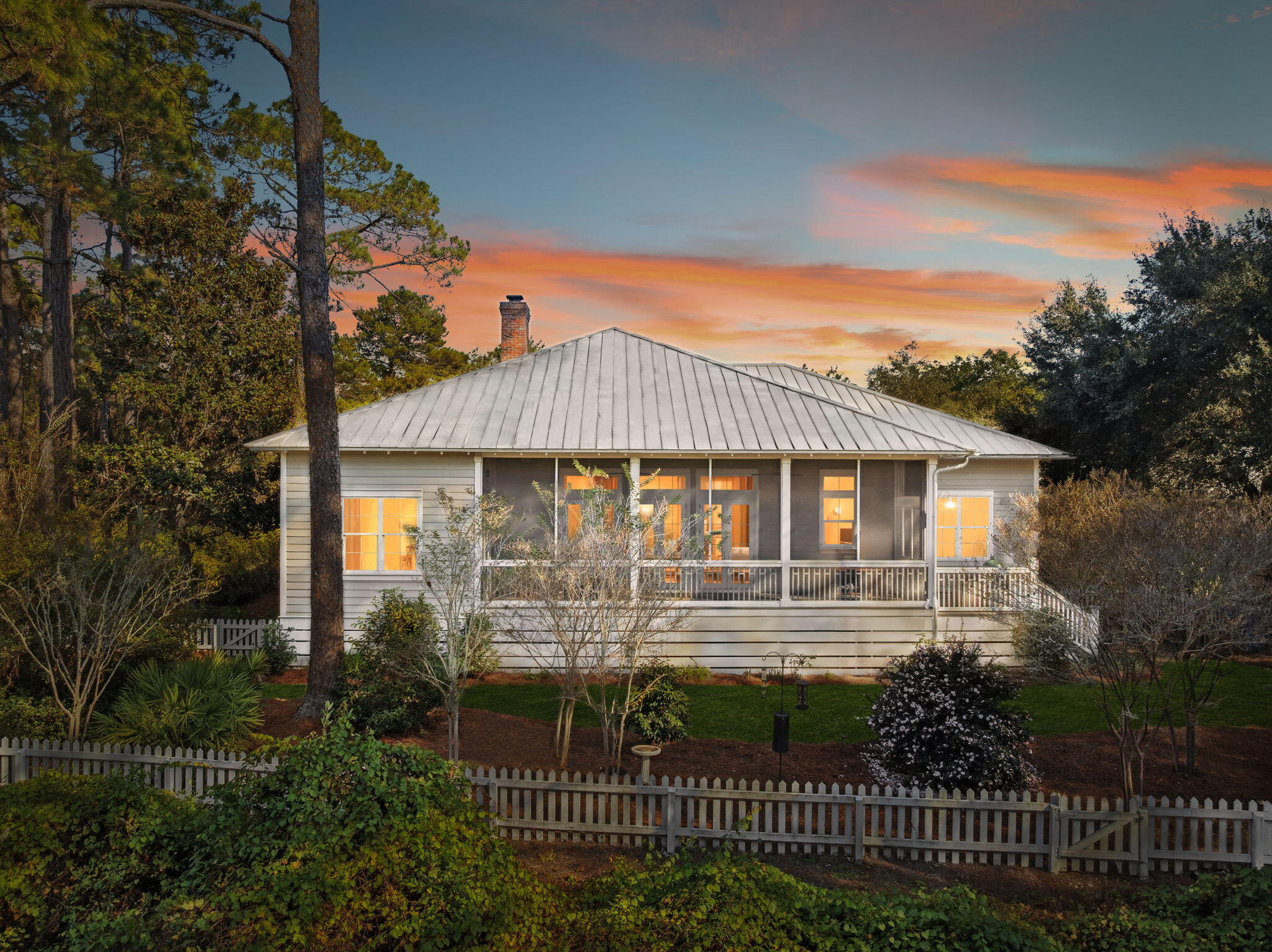 SEA DUNES - Residential