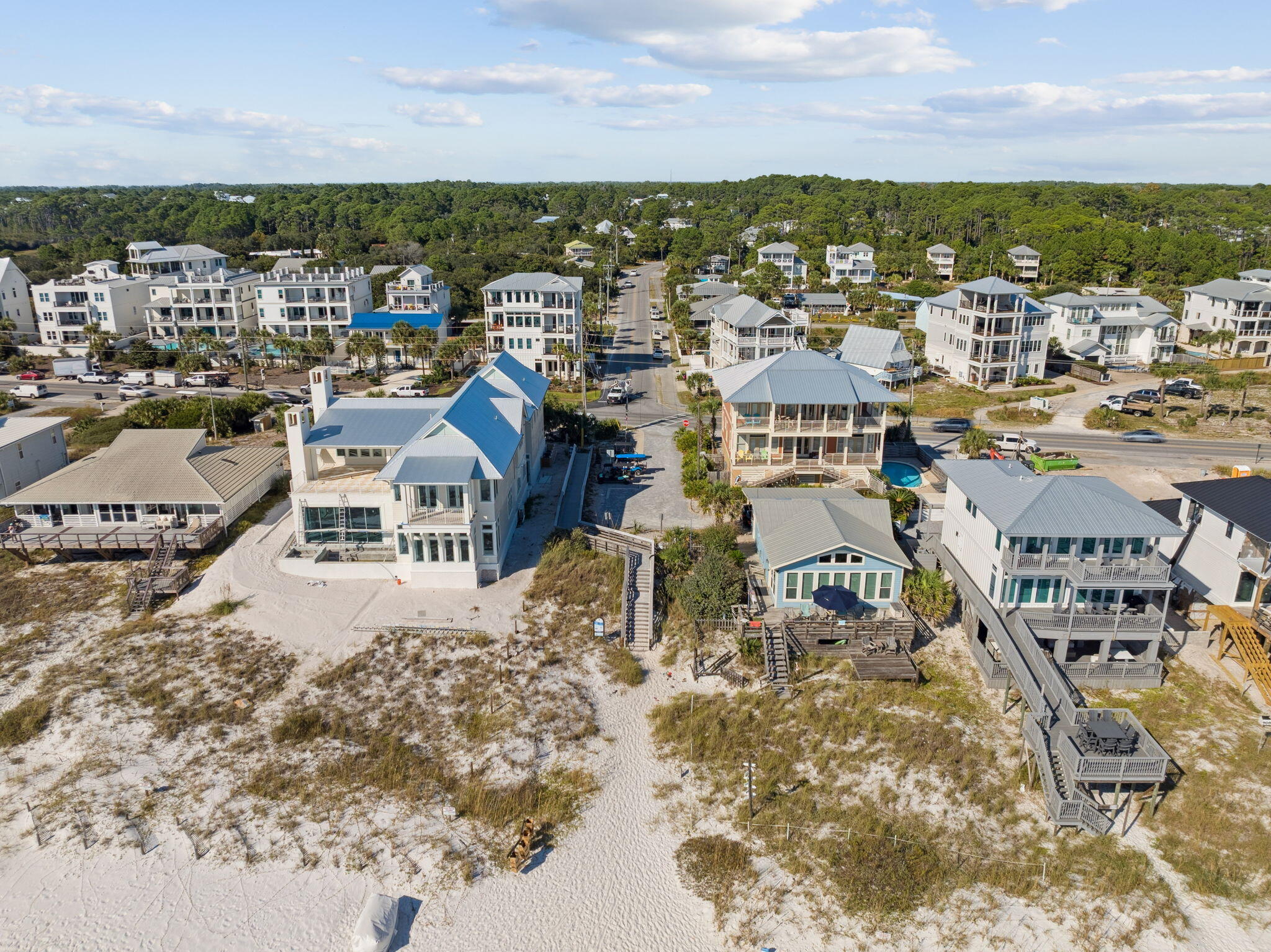 SEA DUNES - Residential