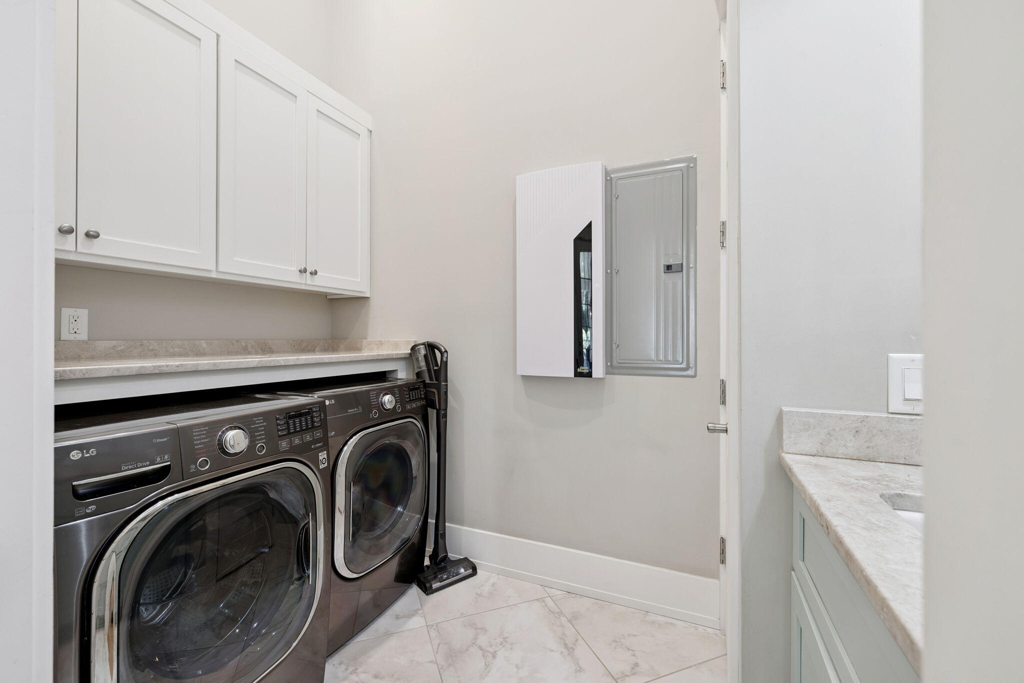 SEA DUNES - Residential