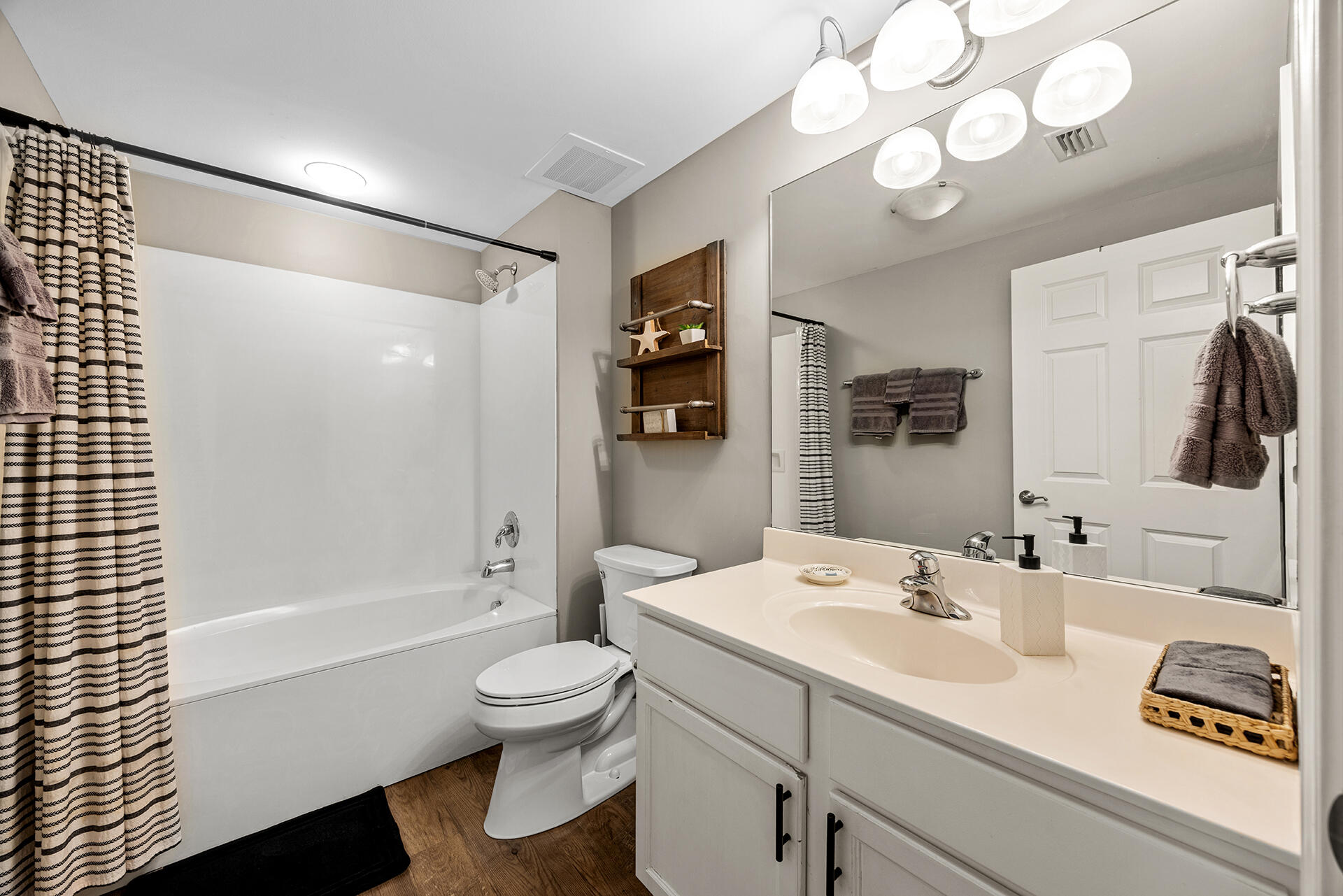 THE PALMS OF DESTIN - Residential