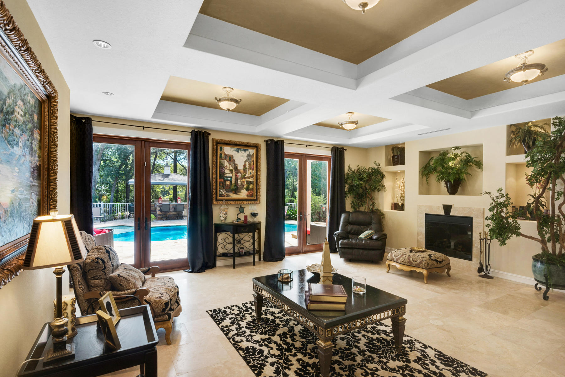 WOODLAND BAYOU ESTATES - Residential