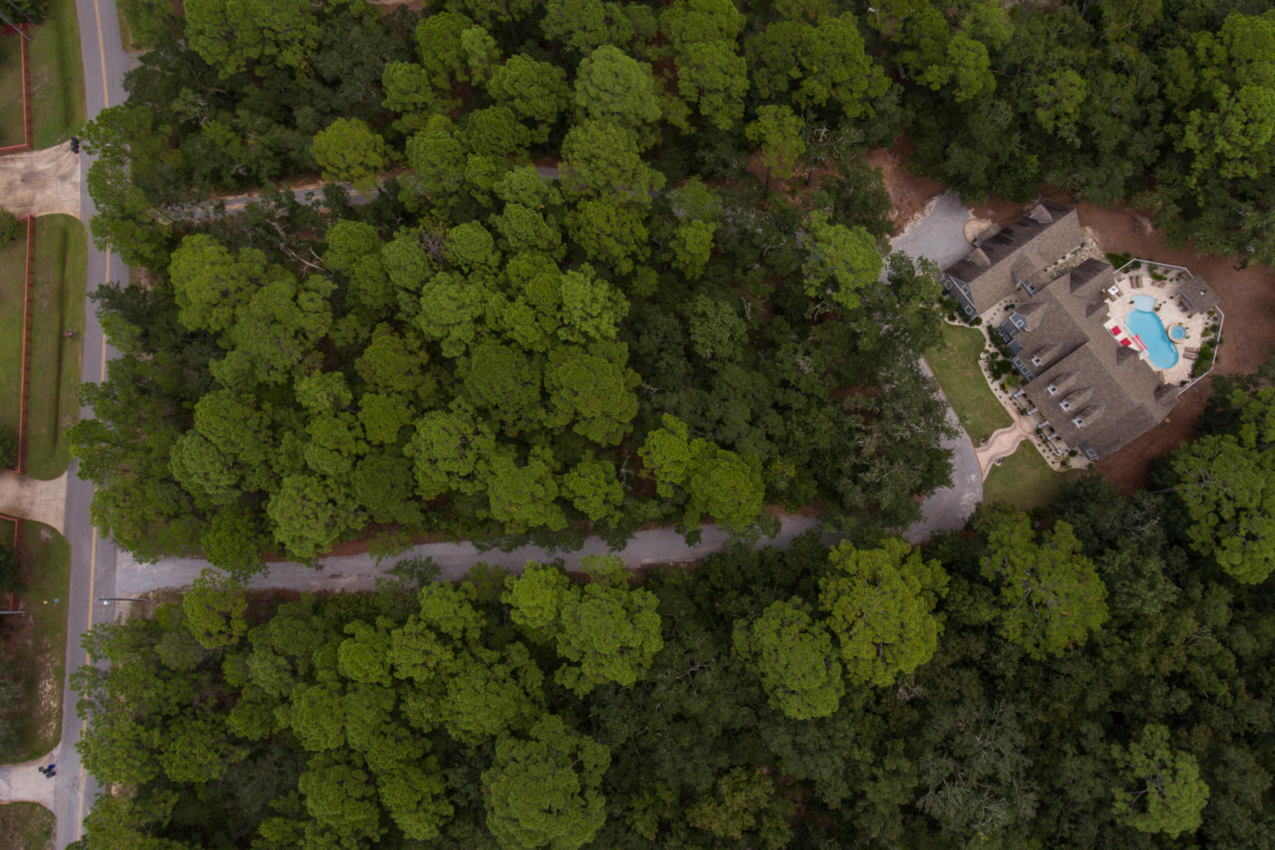WOODLAND BAYOU ESTATES - Residential