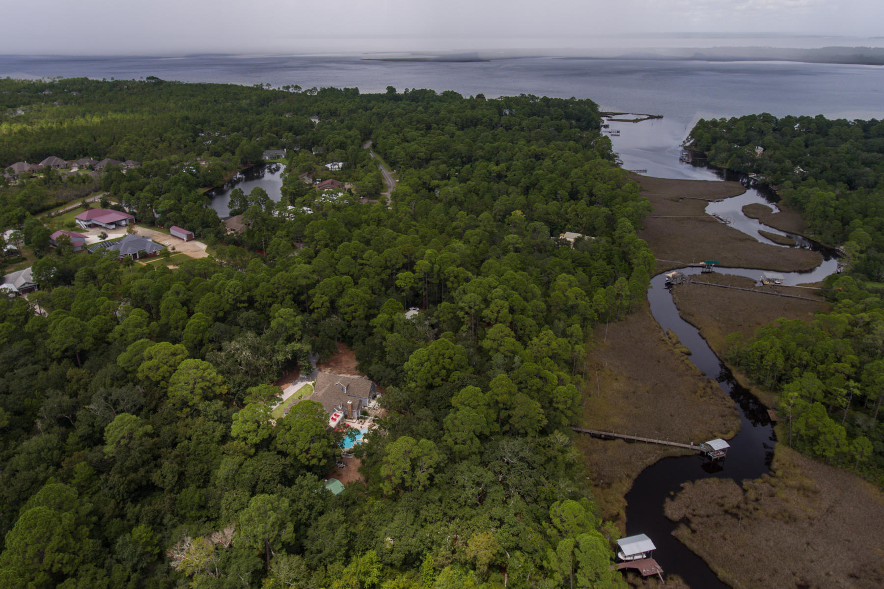 WOODLAND BAYOU ESTATES - Residential