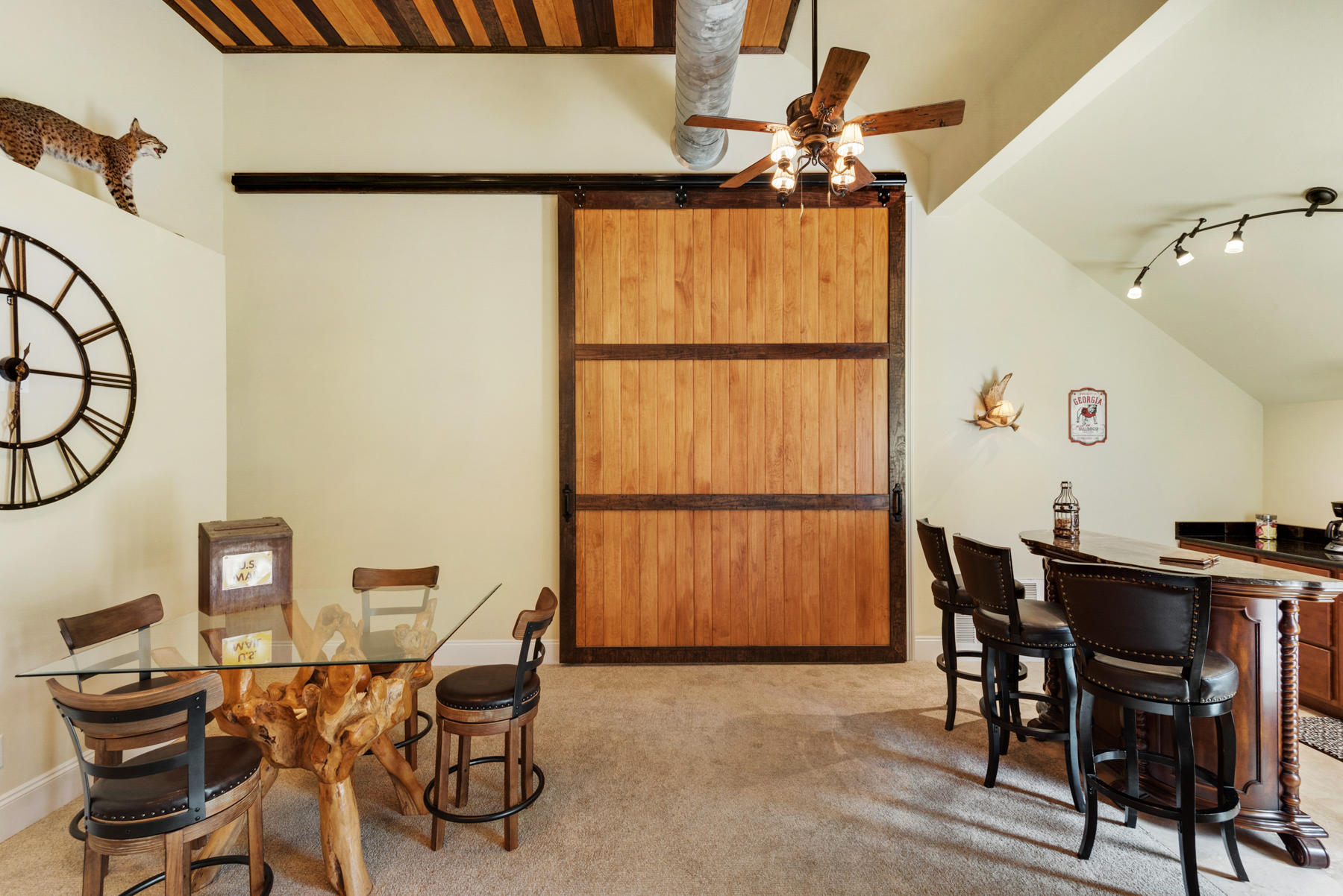 WOODLAND BAYOU ESTATES - Residential