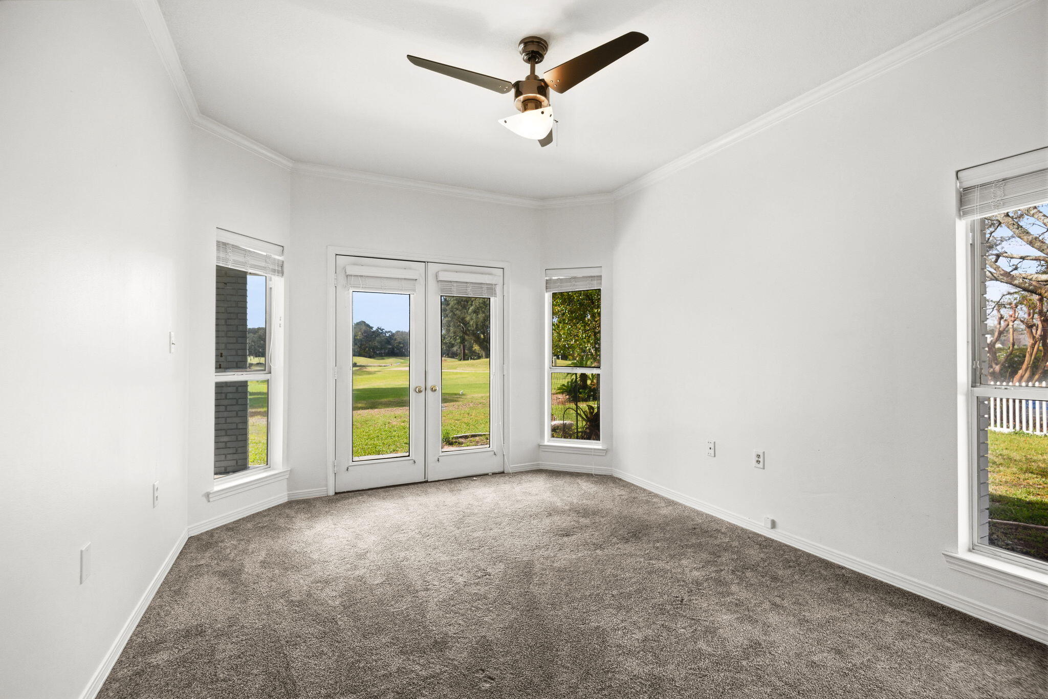 LAKE LORRAINE ESTATES - Residential