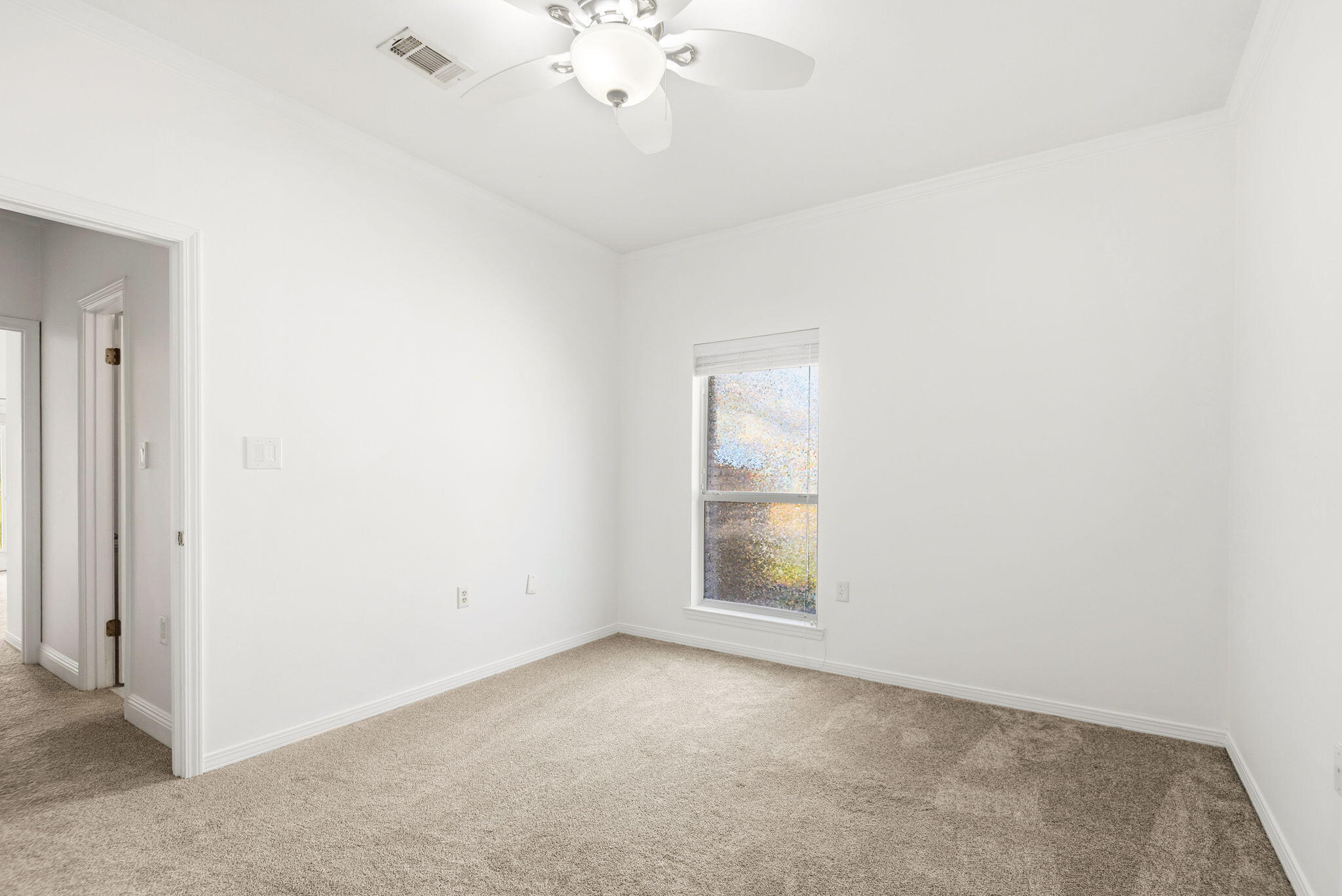 LAKE LORRAINE ESTATES - Residential