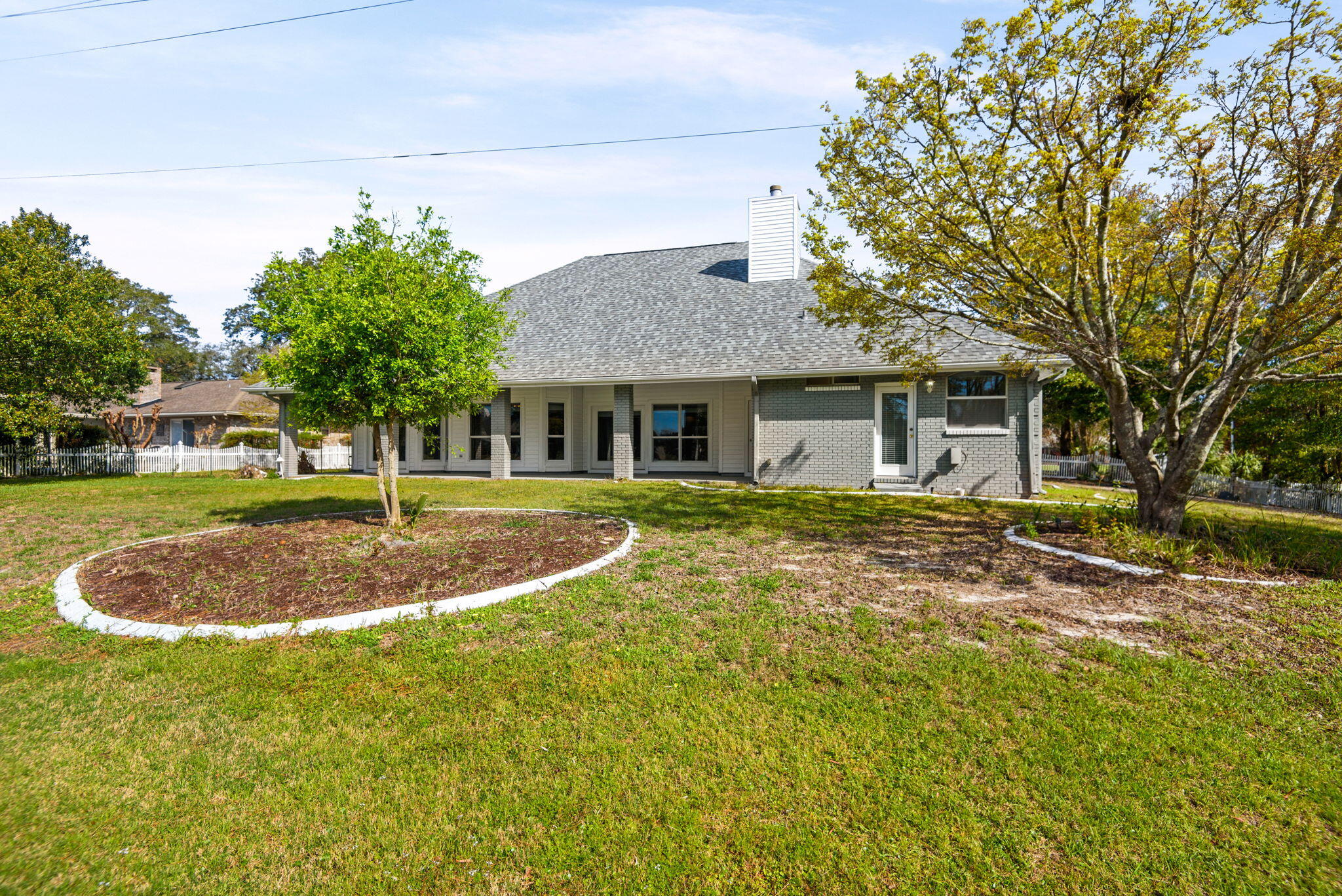 LAKE LORRAINE ESTATES - Residential