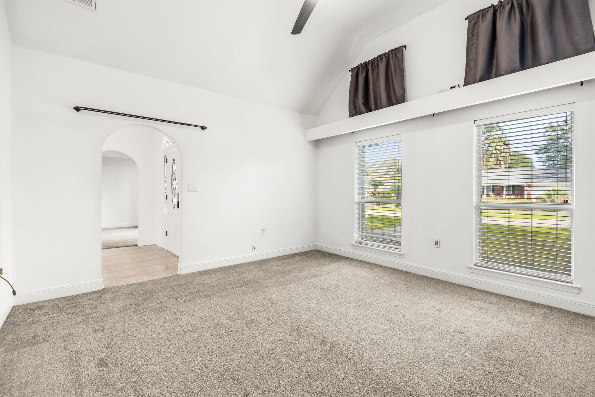 LAKE LORRAINE ESTATES - Residential