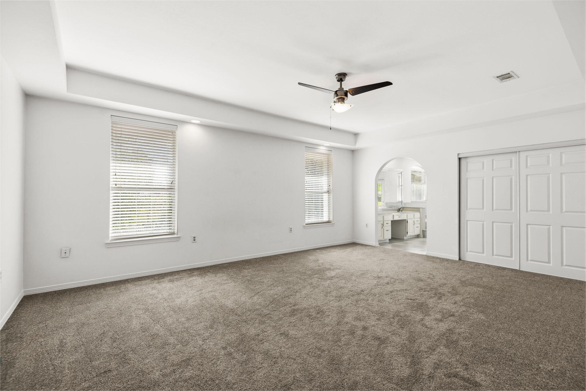 LAKE LORRAINE ESTATES - Residential