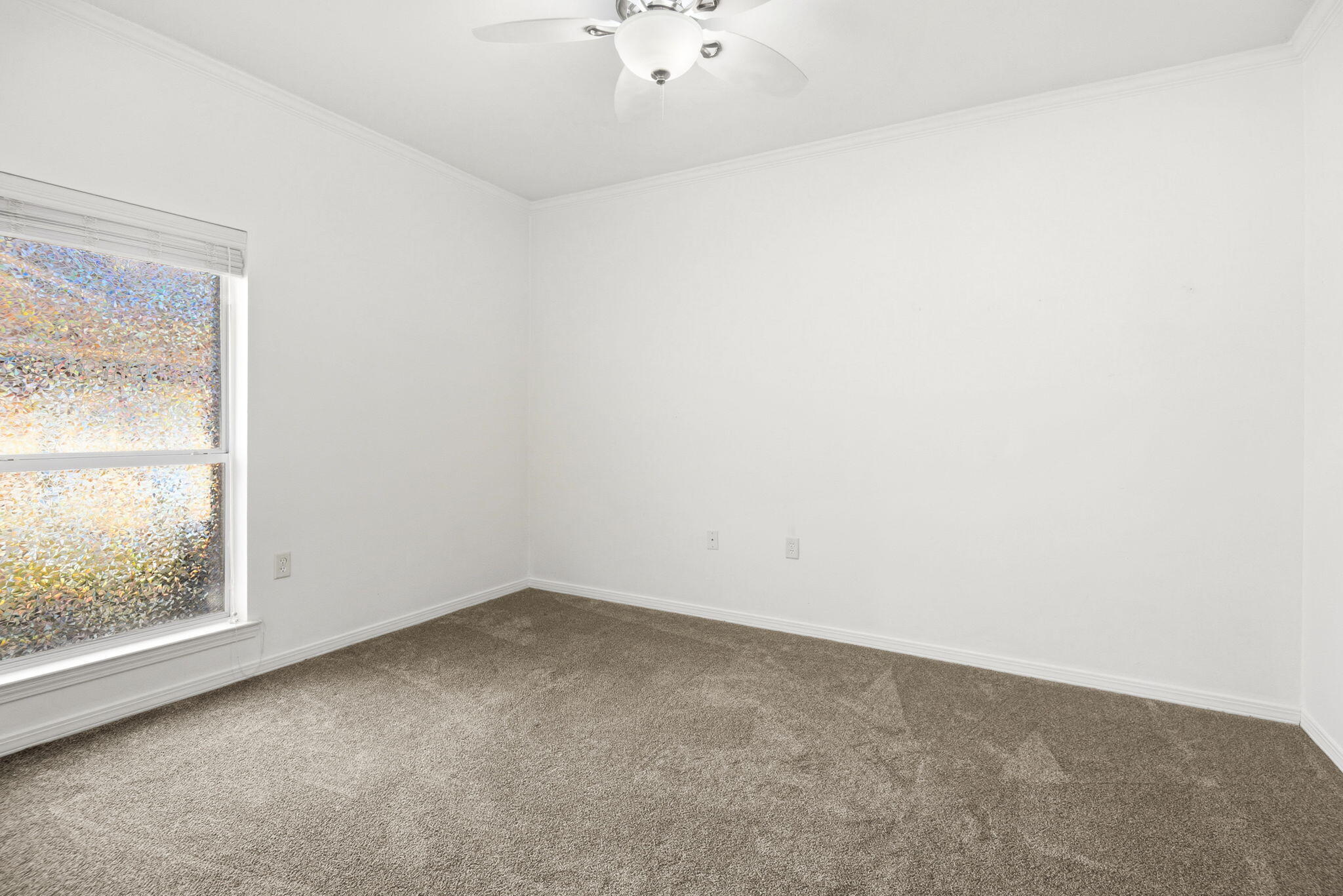 LAKE LORRAINE ESTATES - Residential