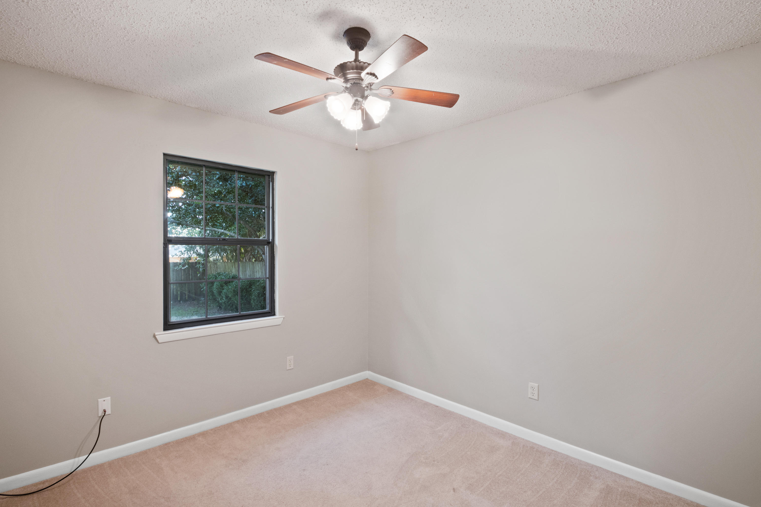 TANGLEWOOD S/D 1ST ADDN - Residential