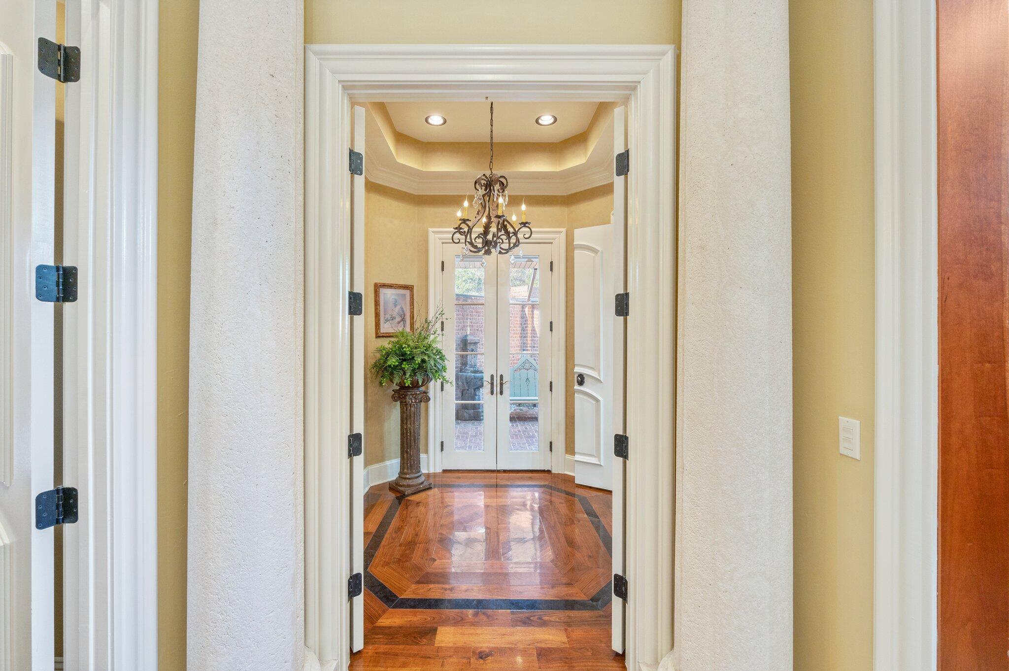 METES & BOUNDS - Residential