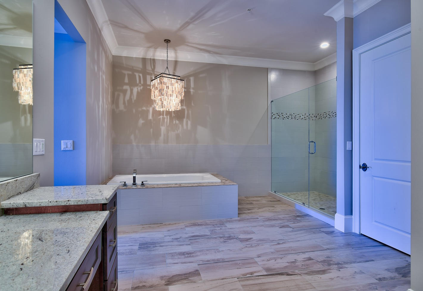 HARBOR LIGHTS - Residential