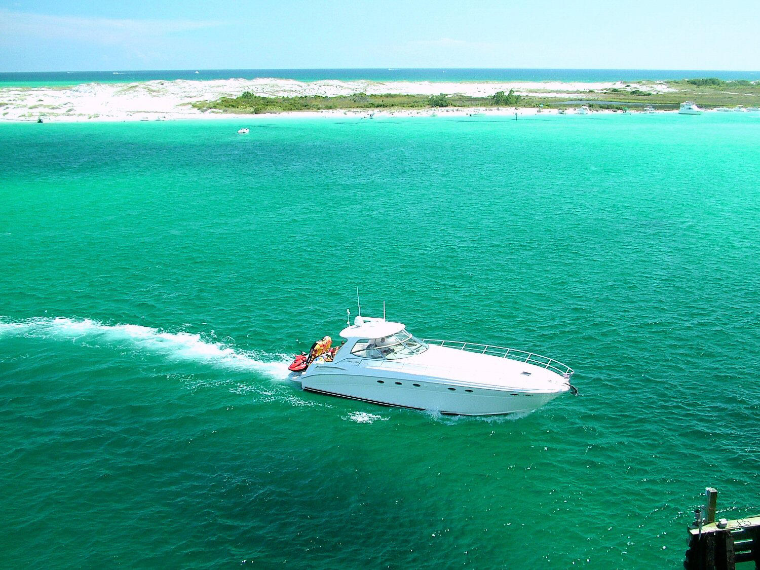 HARBOR LIGHTS - Residential