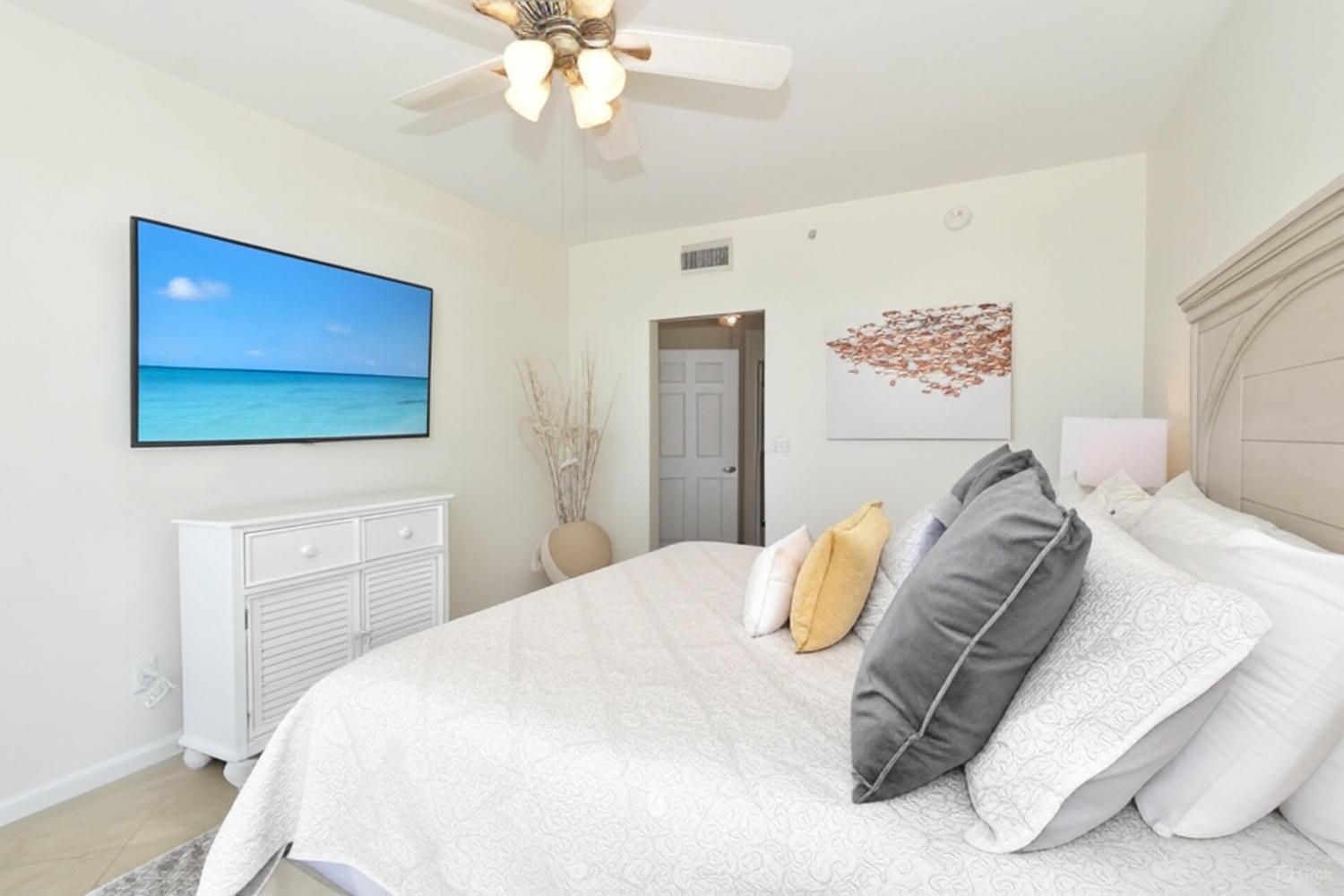 SILVER BEACH TOWERS EAST - Residential