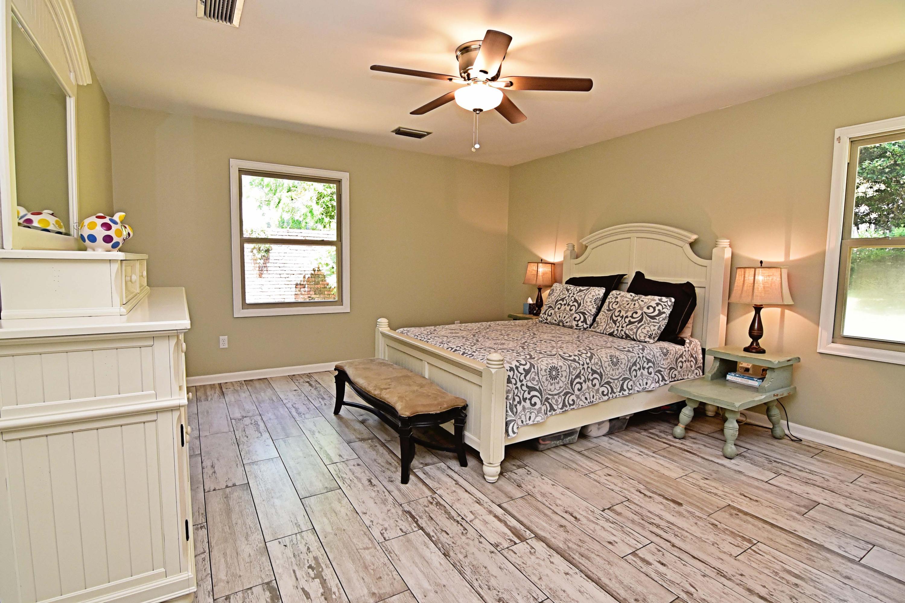 LONGWOOD - Residential