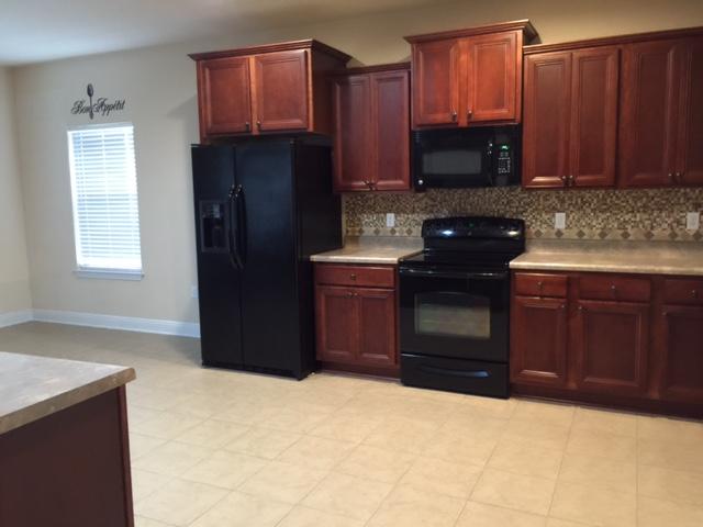 HAMMOCK BAY - Residential Lease