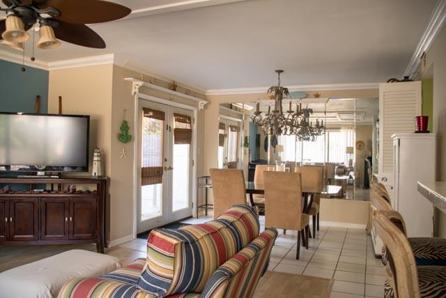 MANOR SHORES - Residential