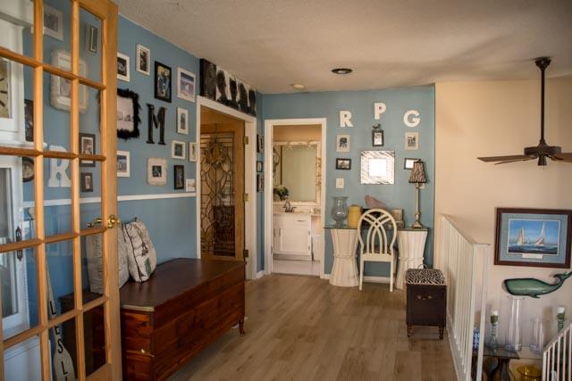 MANOR SHORES - Residential